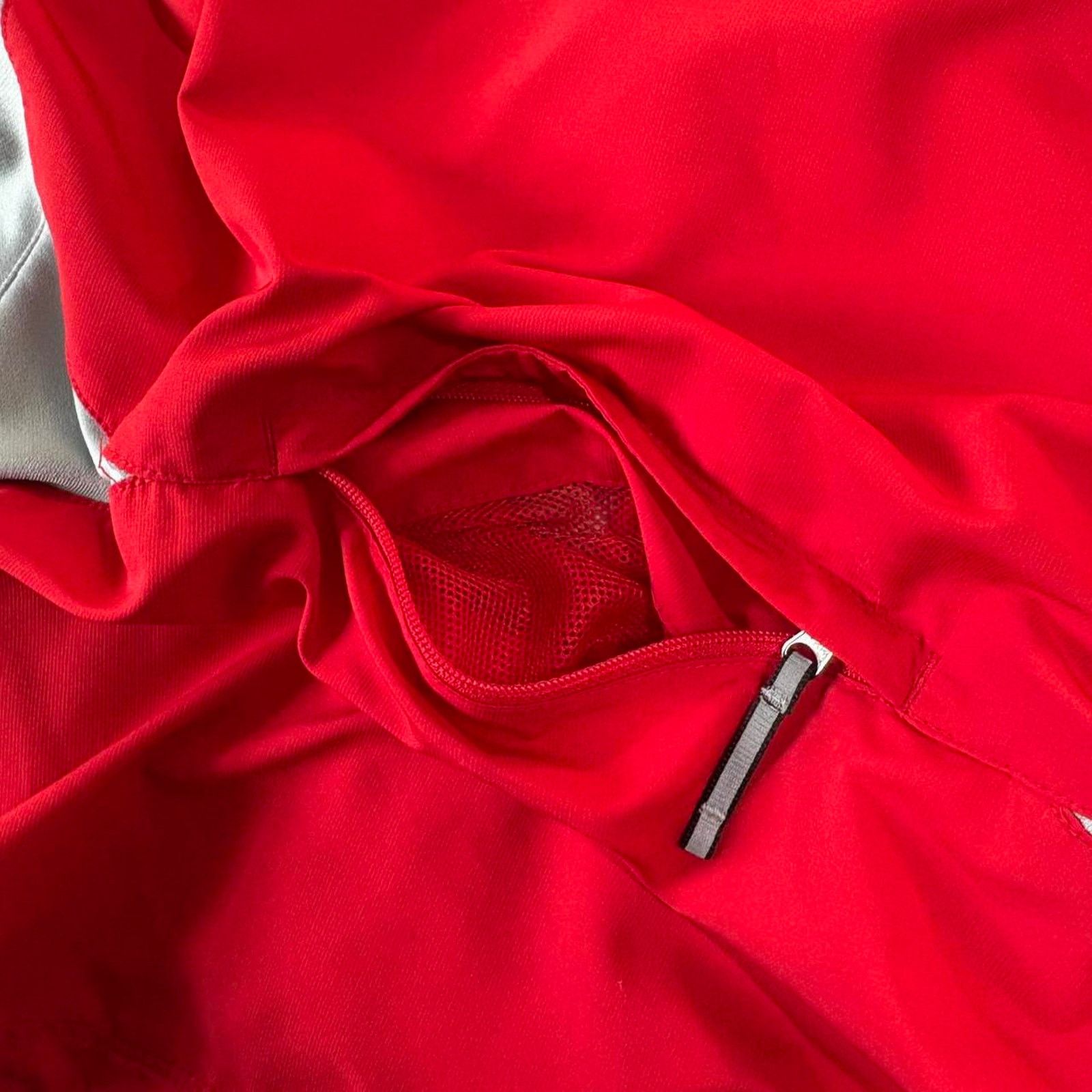 Nike Y2k 2000s red nike windbreaker jacket large women’s Size US L / EU 52-54 / 3 - 5 Thumbnail