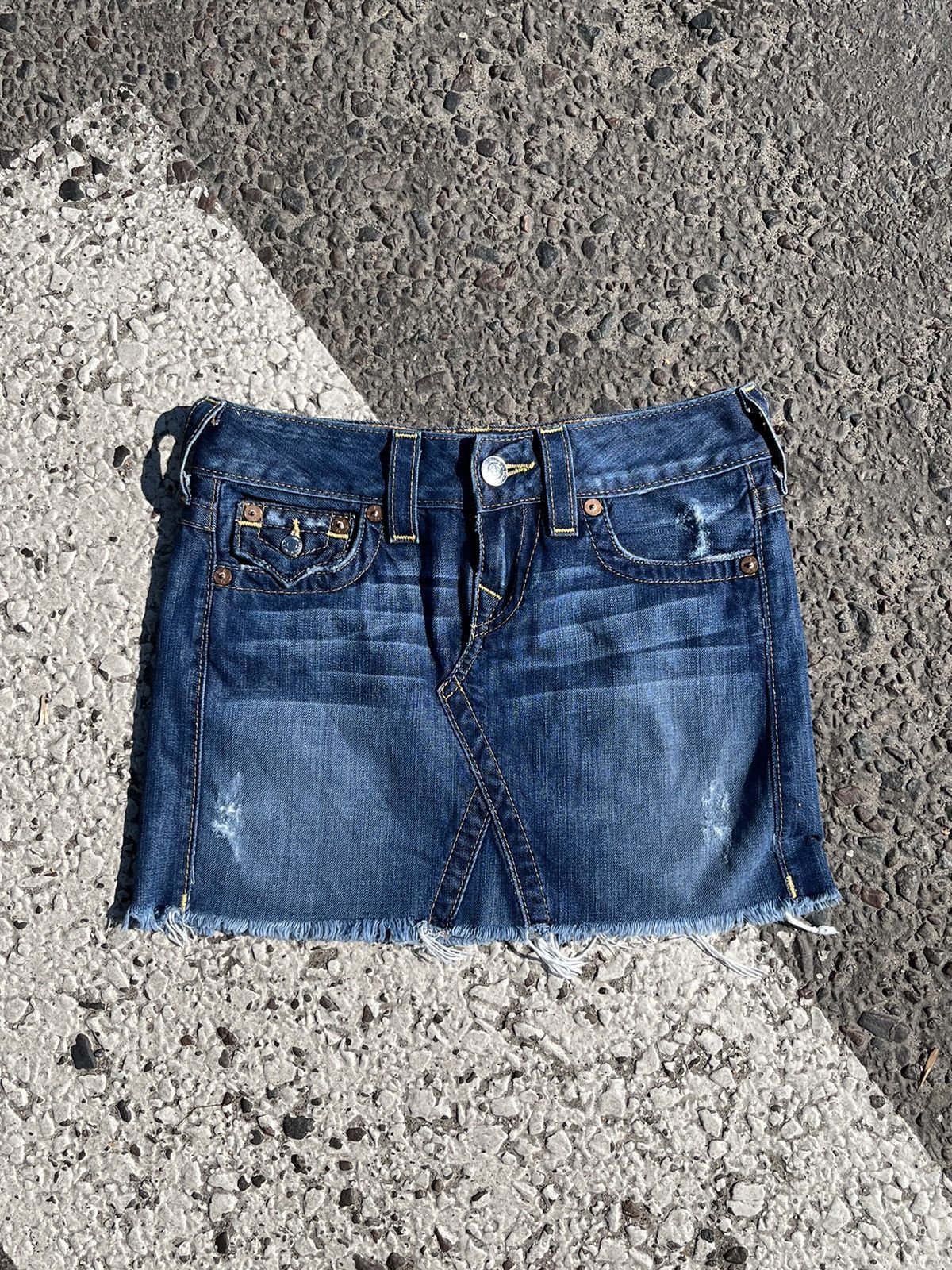 True Religion Vintage True Religion Skirt Jeans Size XXS / US 00 / IT 34 - 8 Thumbnail