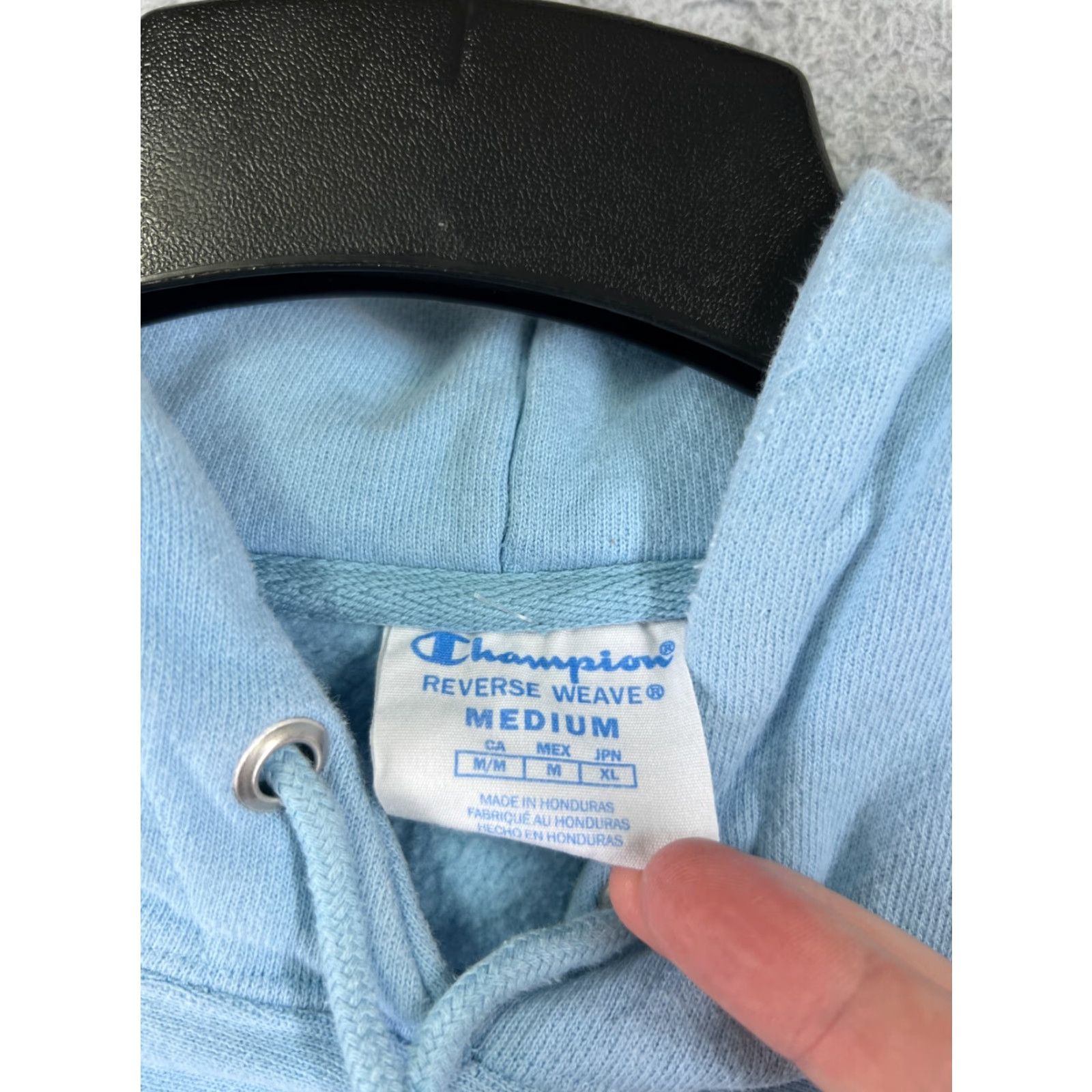 Champion VINTAGE Champion Hoodie Women Medium Blue Pullover Logo Crew Neck Long Sleeve Pockets Activewear Size M / US 6-8 / IT 42-44 - 7 Thumbnail