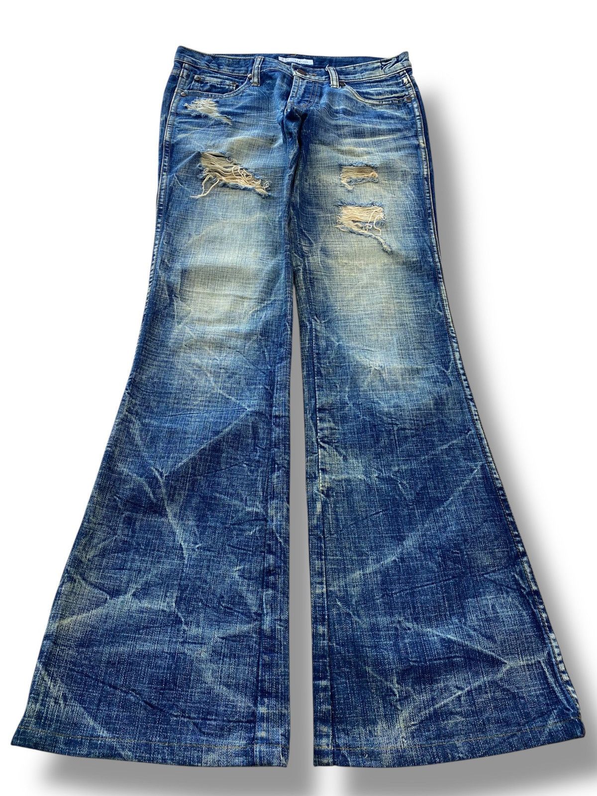 Transit Transit Faded Wash Honey Comb Style Flare Jeans Size US 30 / EU 46 - 1 Thumbnail