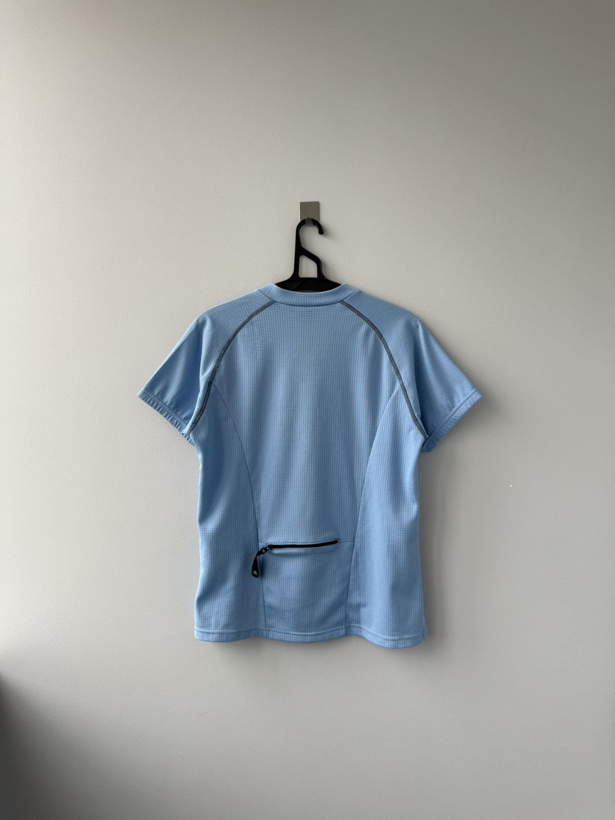 Nike ACG Vintage Nike ACG Tshirt Size M / US 6-8 / IT 42-44 - 9 Thumbnail