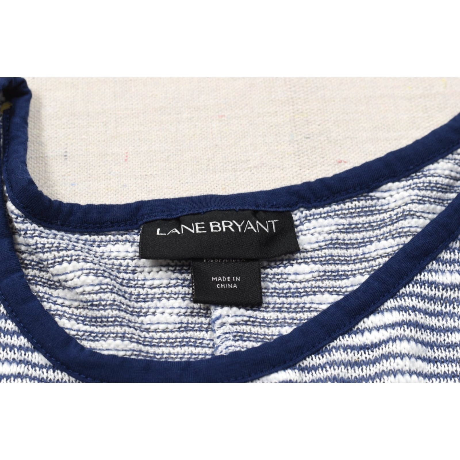 Vintage Lane Bryant Women 14/16 Blue White Ombre Striped Knit Dolman Sleeve Top Shirt Pullover Round Neck Short Sleeve Casual Basic Knit Top Mens? Size XL / US 12-14 / IT 48-50 - 7 Thumbnail