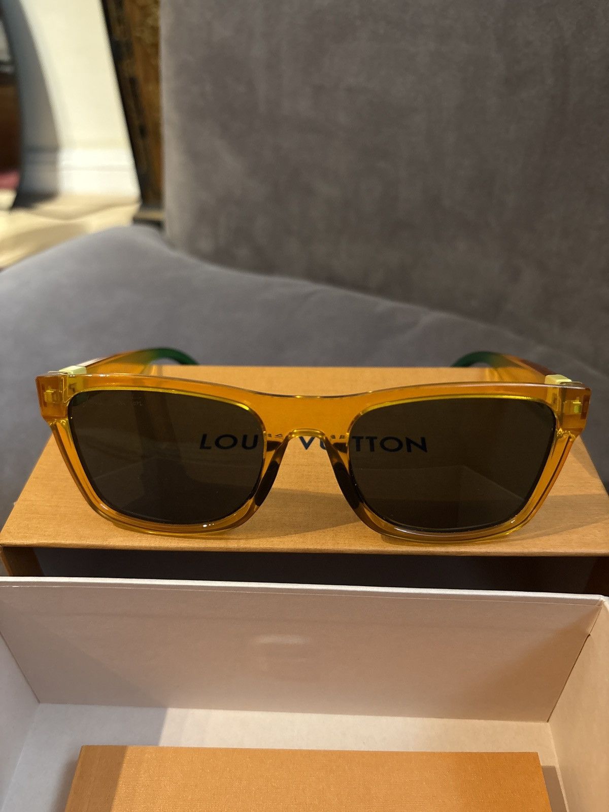 Louis Vuitton Louis Vuitton Virgil Abloh SS 19 Rainbow sunglasses Size ONE SIZE - 2 Thumbnail