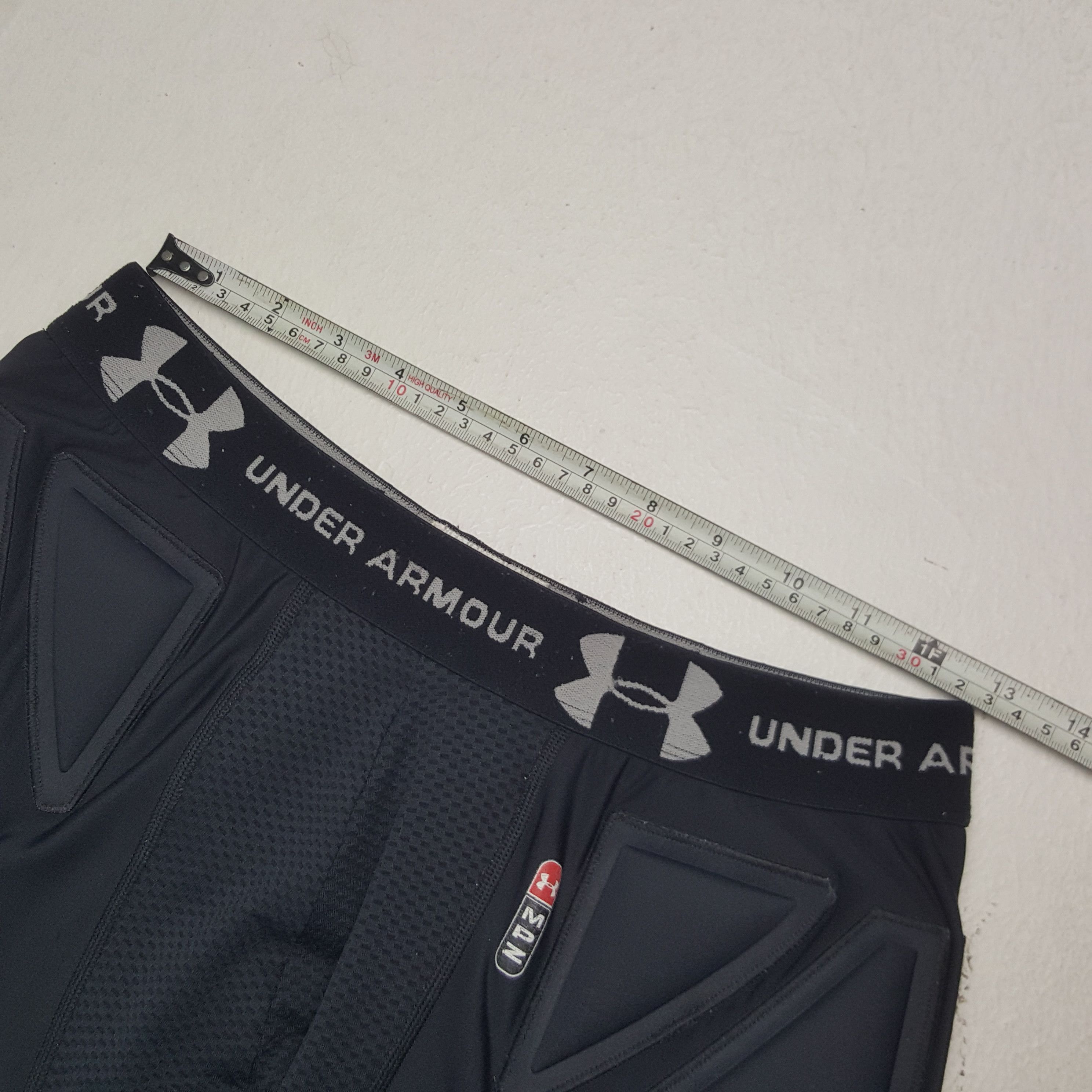 Under Armour × Vintage Vintage Under Armour Safety Pads Sports Underwear Size US 35 - 9 Thumbnail