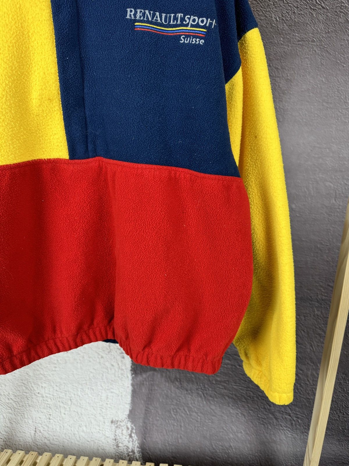 Formula 1 Stand 21 vintage Renault Sport Suisse racing snap T fleece Size US XL / EU 56 / 4 - 6 Thumbnail