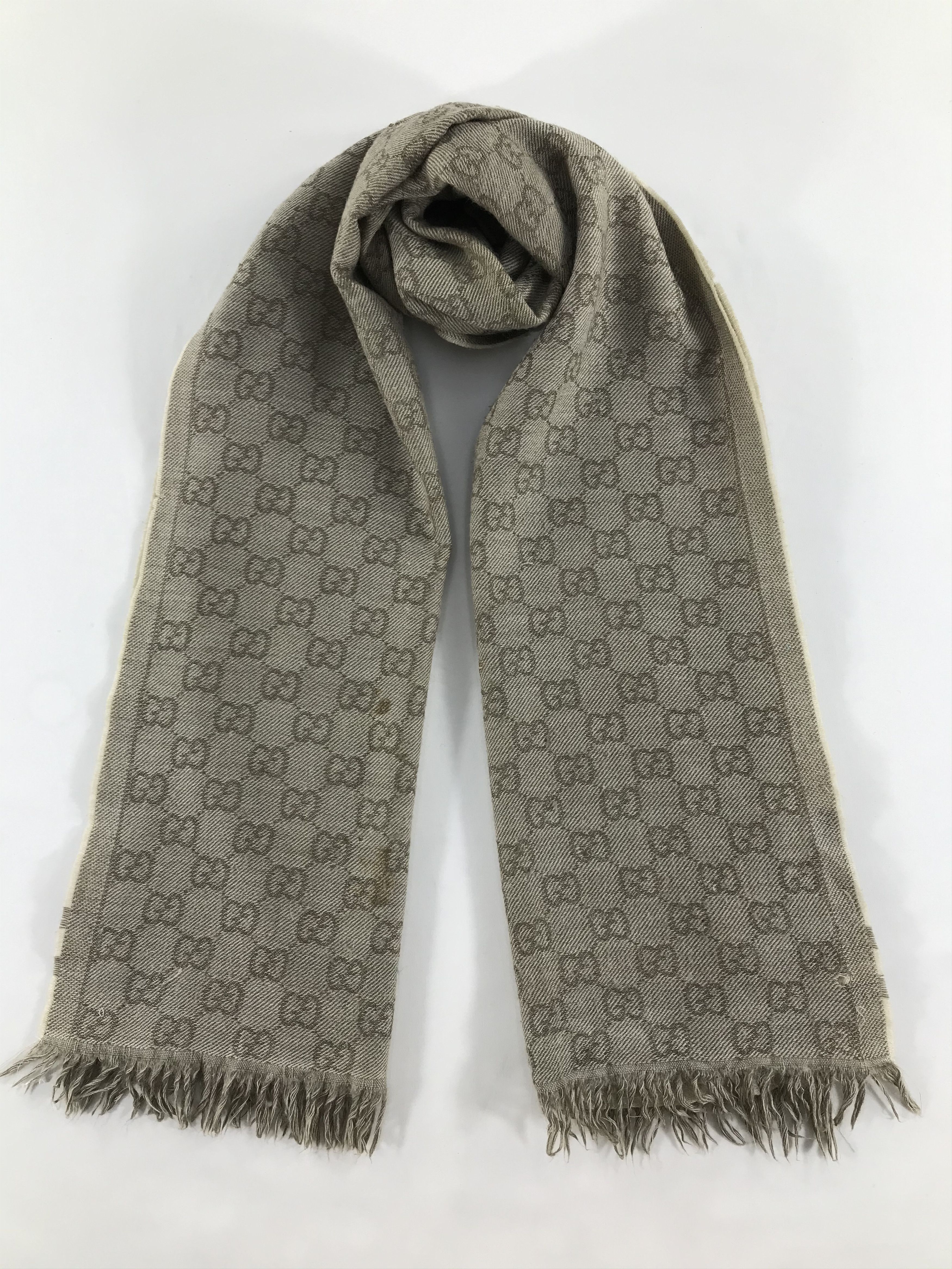 Gucci Vintage Gucci Scarf/Muffler/Neckwear MF1423 Size ONE SIZE - 1 Thumbnail