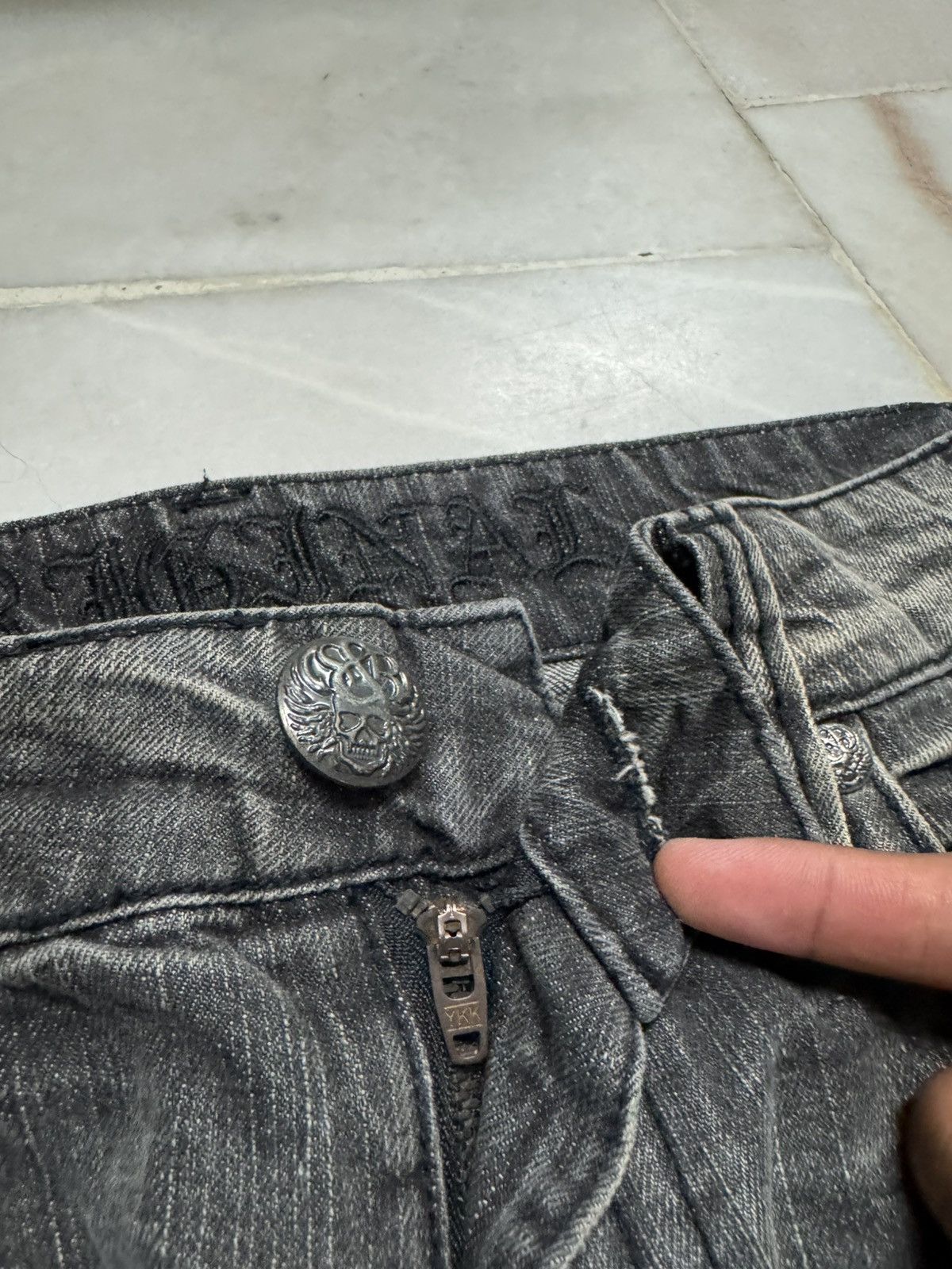 Japanese Brand Japan Mudwash Distress Ripped Thrashed Denim Size US 33 - 7 Thumbnail