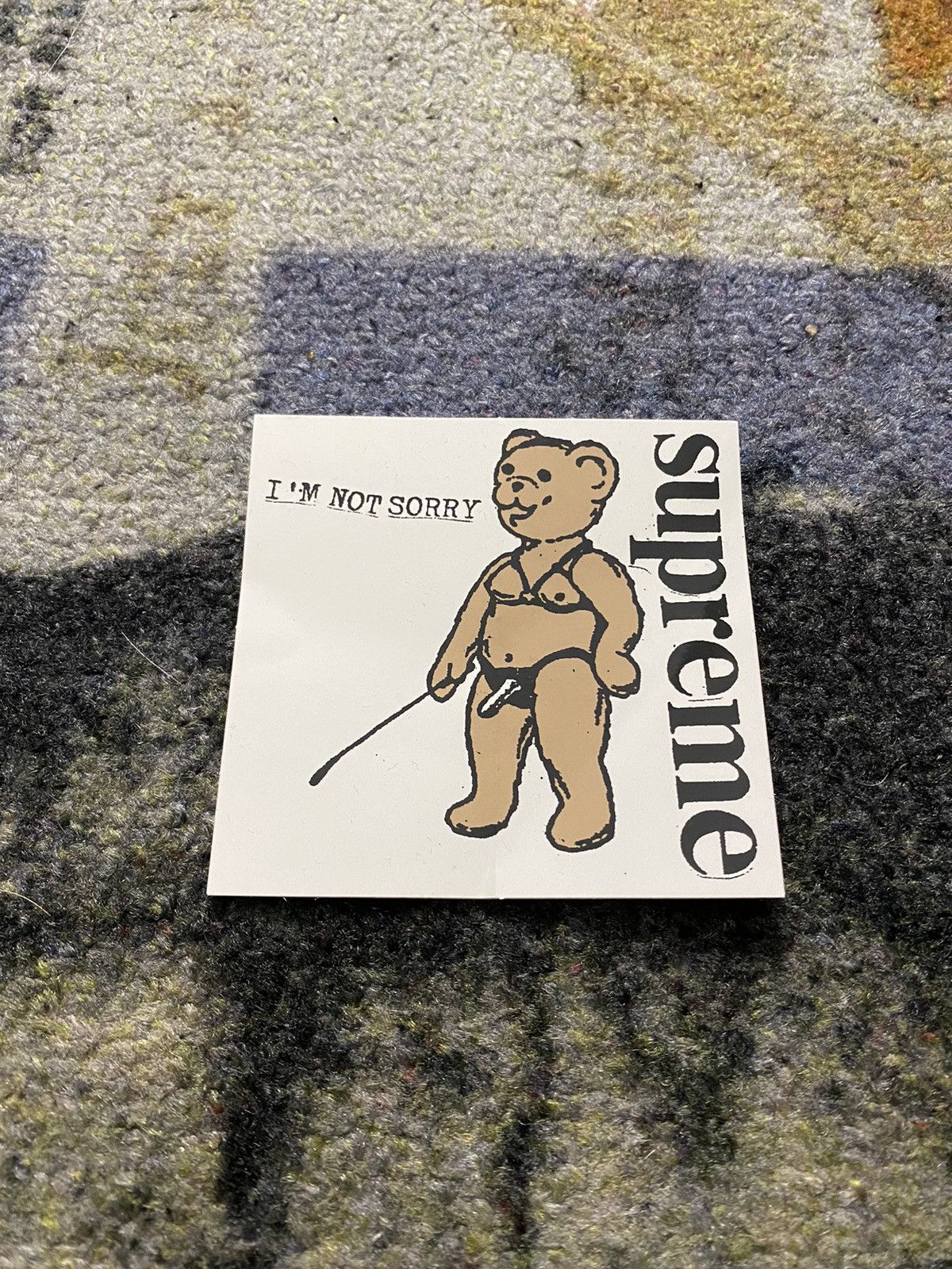 Supreme Supreme Bear Sticker Size ONE SIZE - 1 Thumbnail