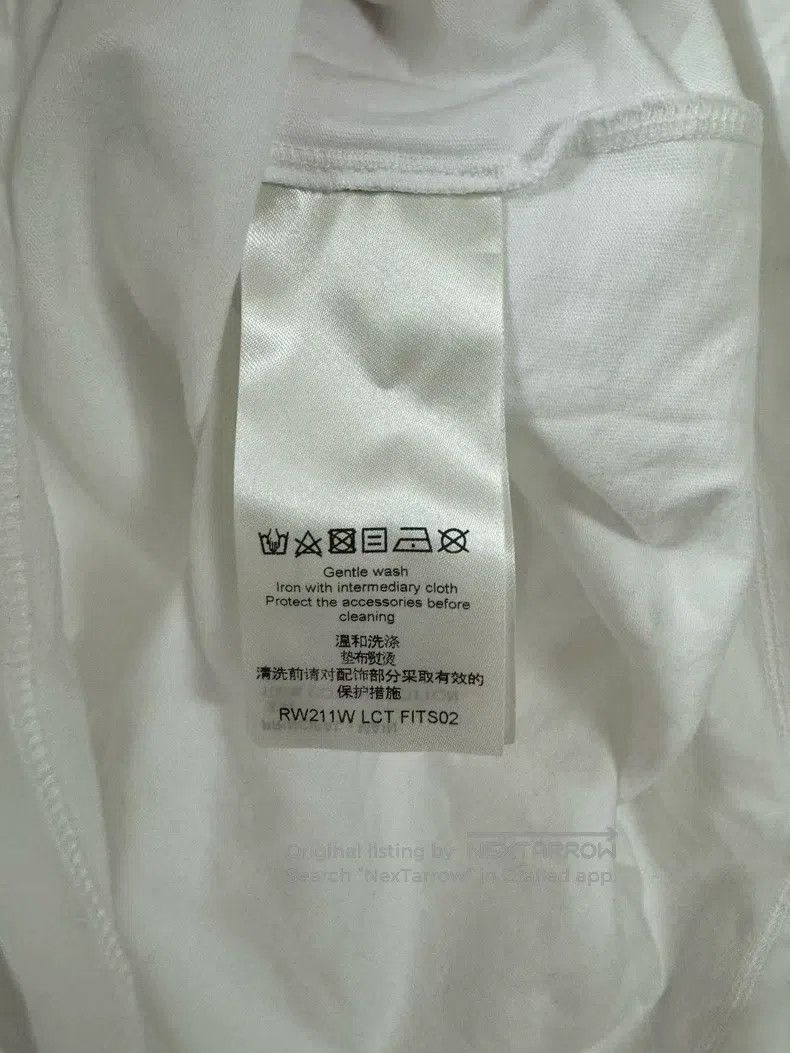 Louis Vuitton Louis Vuitton White chain reverse letter logo short sleeve Size US S / EU 44-46 / 1 - 4 Thumbnail