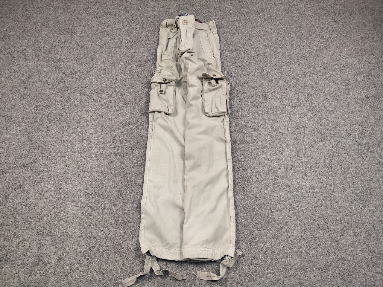 Japanese Brand Vintage 90's Japanese Cargo Trouser Pants Y2K Style Size US 32 / EU 48 - 2 Thumbnail