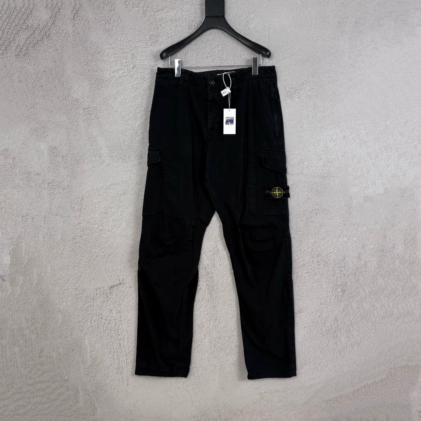 Stone Island Stone Island Badge Cargo Pants Size 38 Size US 38 / EU 54 - 1 Thumbnail