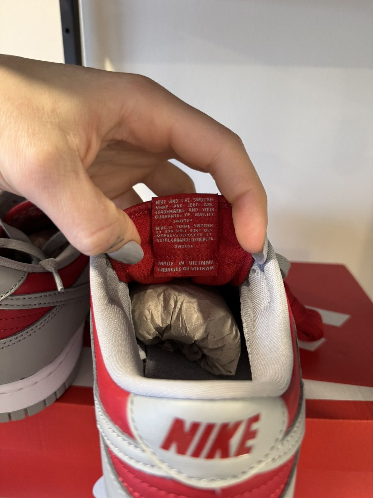 Nike Nike Dunk Low Varsity Red Silver Grey Red Deadstock Sneakers Size US 6 / EU 39 - 5 Thumbnail