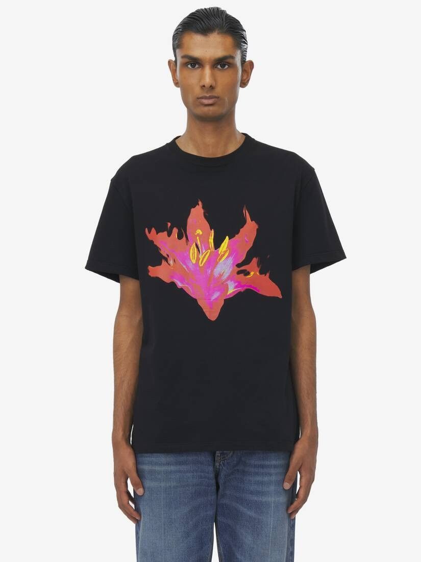 Alexander McQueen o1srvl11e0226 Lily T-Shirt In Black Size US S / EU 44-46 / 1 - 1 Thumbnail