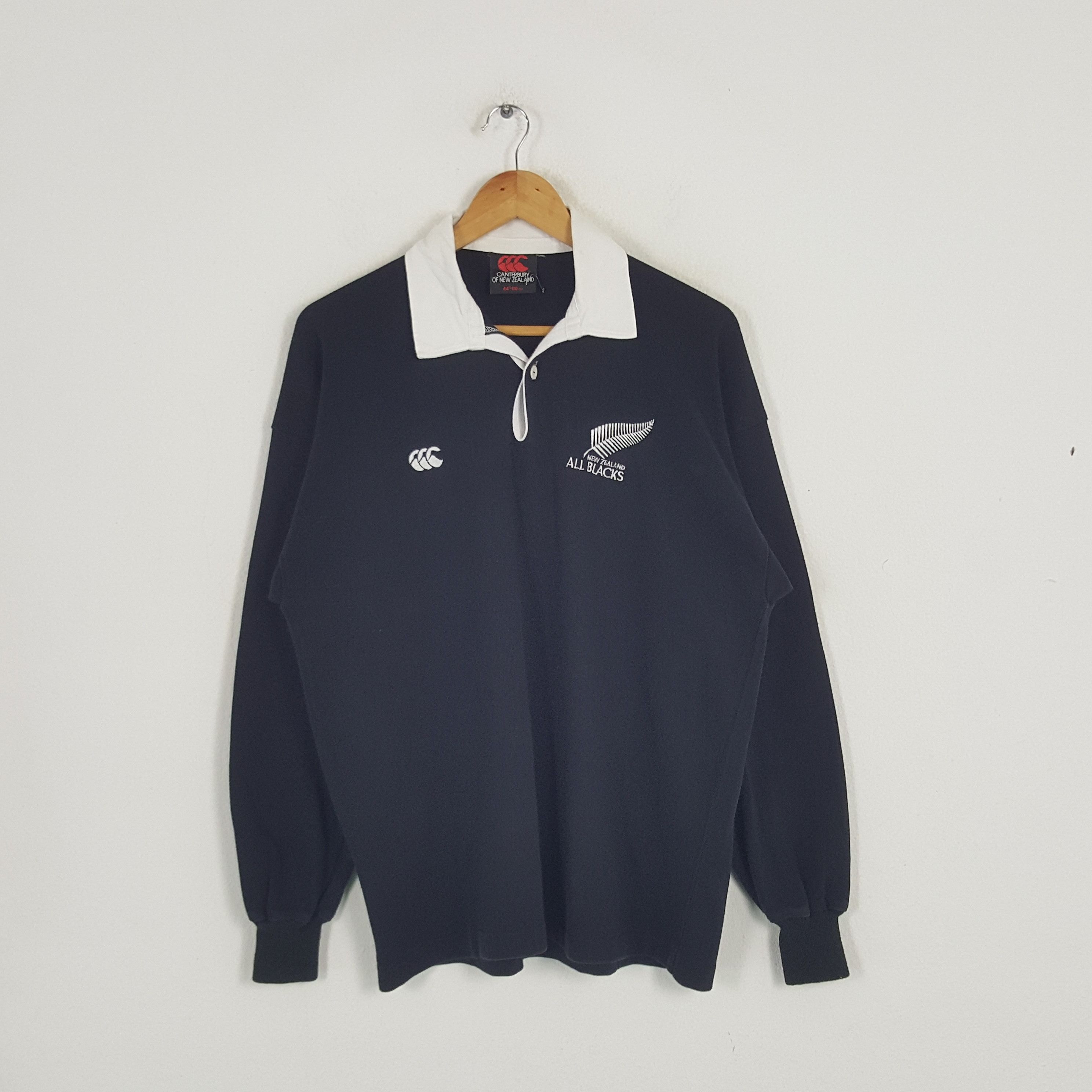 Canterbury of New Zealand Vintage Canterbury Of New Zealand Rugby Polos C239N63 Size US L / EU 52-54 / 3 - 1 Thumbnail