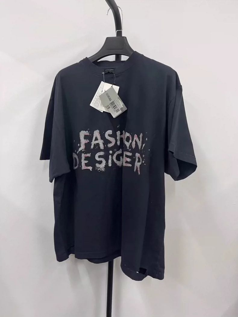 Balenciaga Balenciaga Solid Crew Neck Short Sleeve Faded Loose T-Shir Size US S / EU 44-46 / 1 - 1 Thumbnail