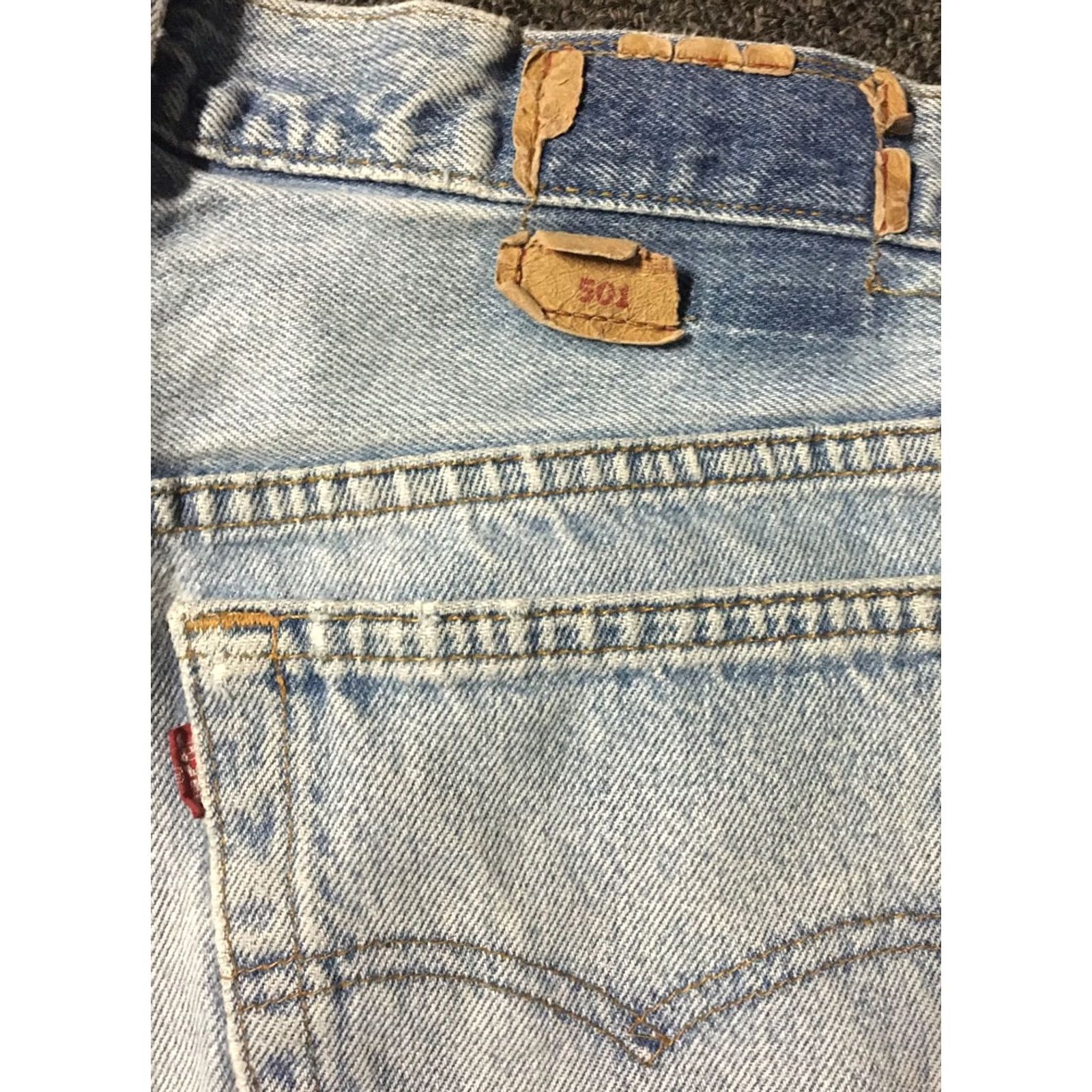 Levi's VINTAGE Levi's 501 Jeans Shorts Shirt Womens 30 Blue Distressed Thrashed Cut Off Grunge 80s 90s Biker USA Size 30" / US 8 / IT 44 - 3 Thumbnail