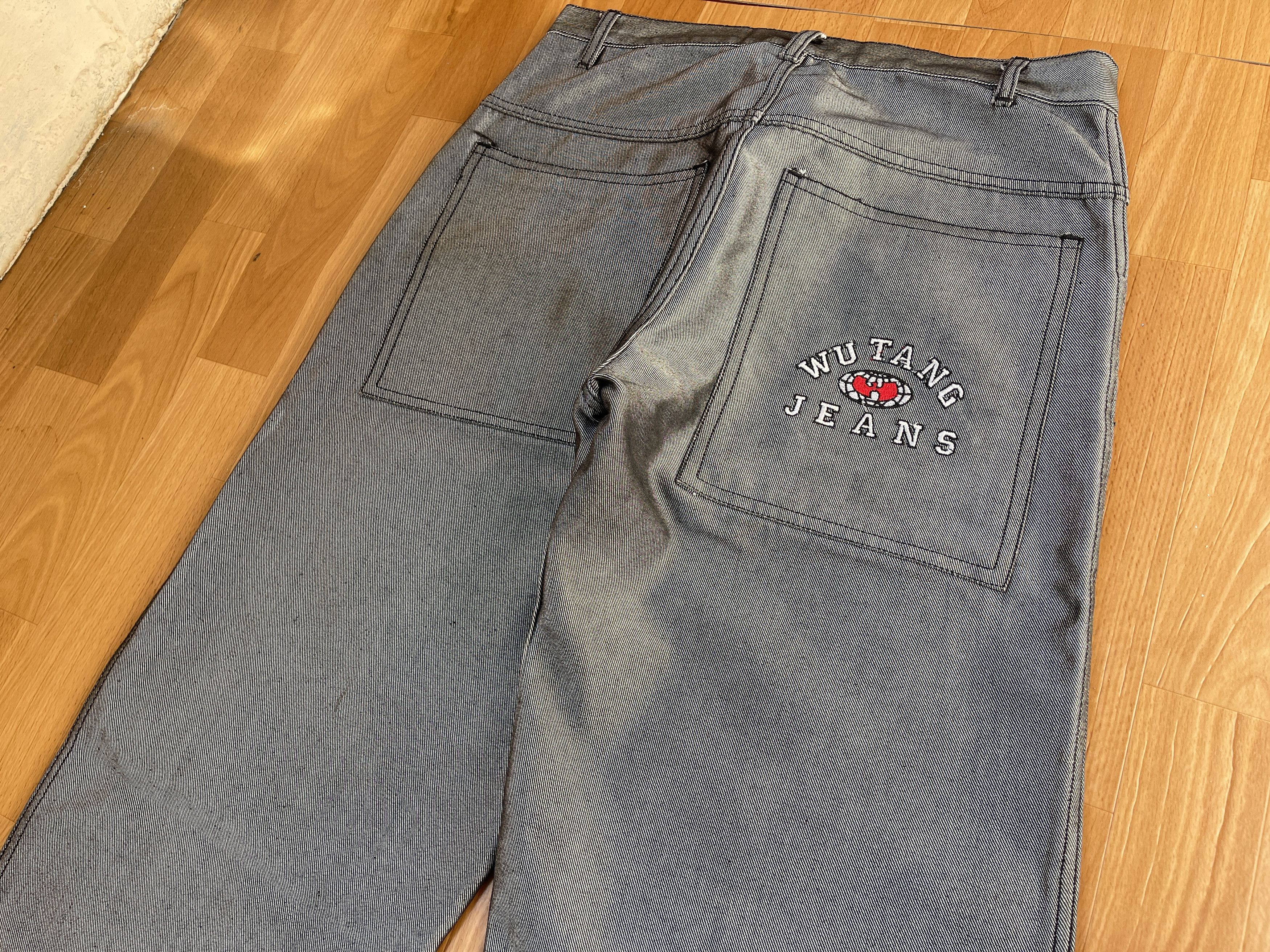 Wu-Tang Clan Wu Wear jeans, shiny gray silver Wu-Tang Clan, 90s baggy 34 Size US 34 / EU 50 - 10 Thumbnail