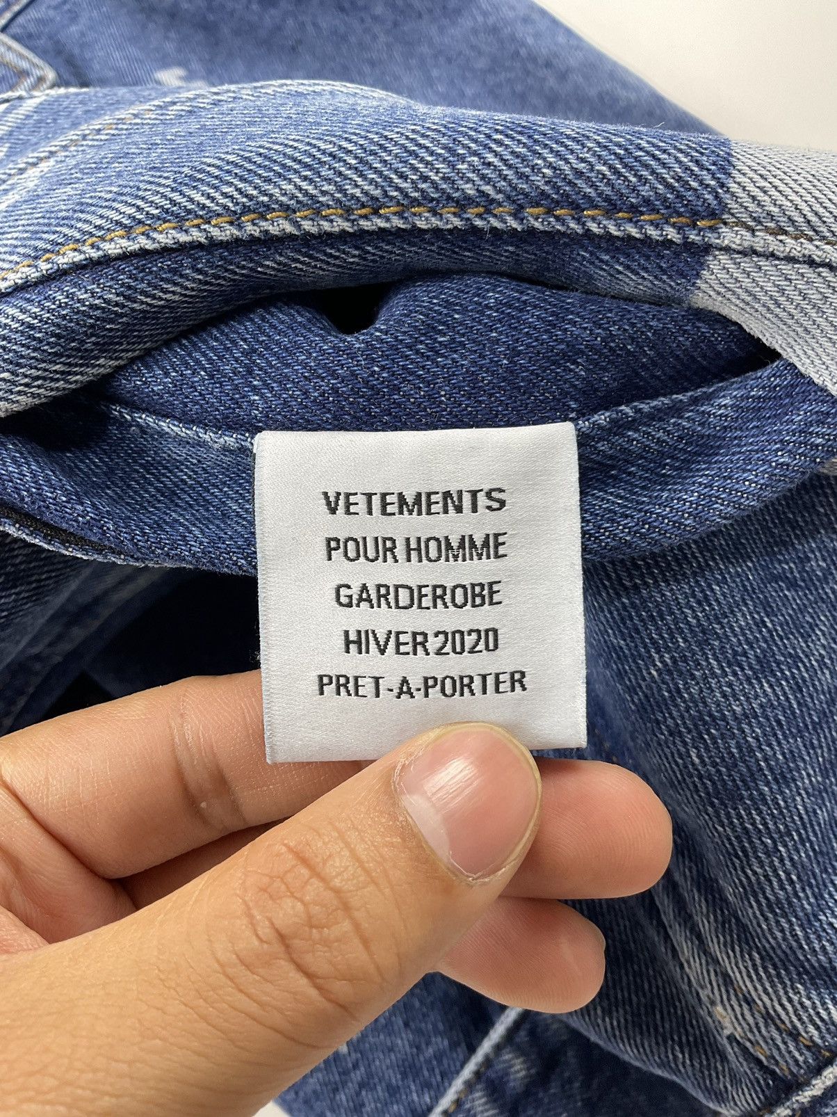 Vetements Vetements F/W'19 Error-Print Denim Jacket Size US M / EU 48-50 / 2 - 11 Thumbnail