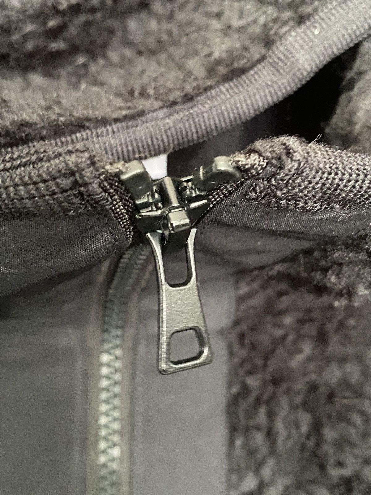 Other UNIQLO WHITE MOUNTAINEERING Fleece Hoodie Zipper Jacket Size US XL / EU 56 / 4 - 20 Thumbnail