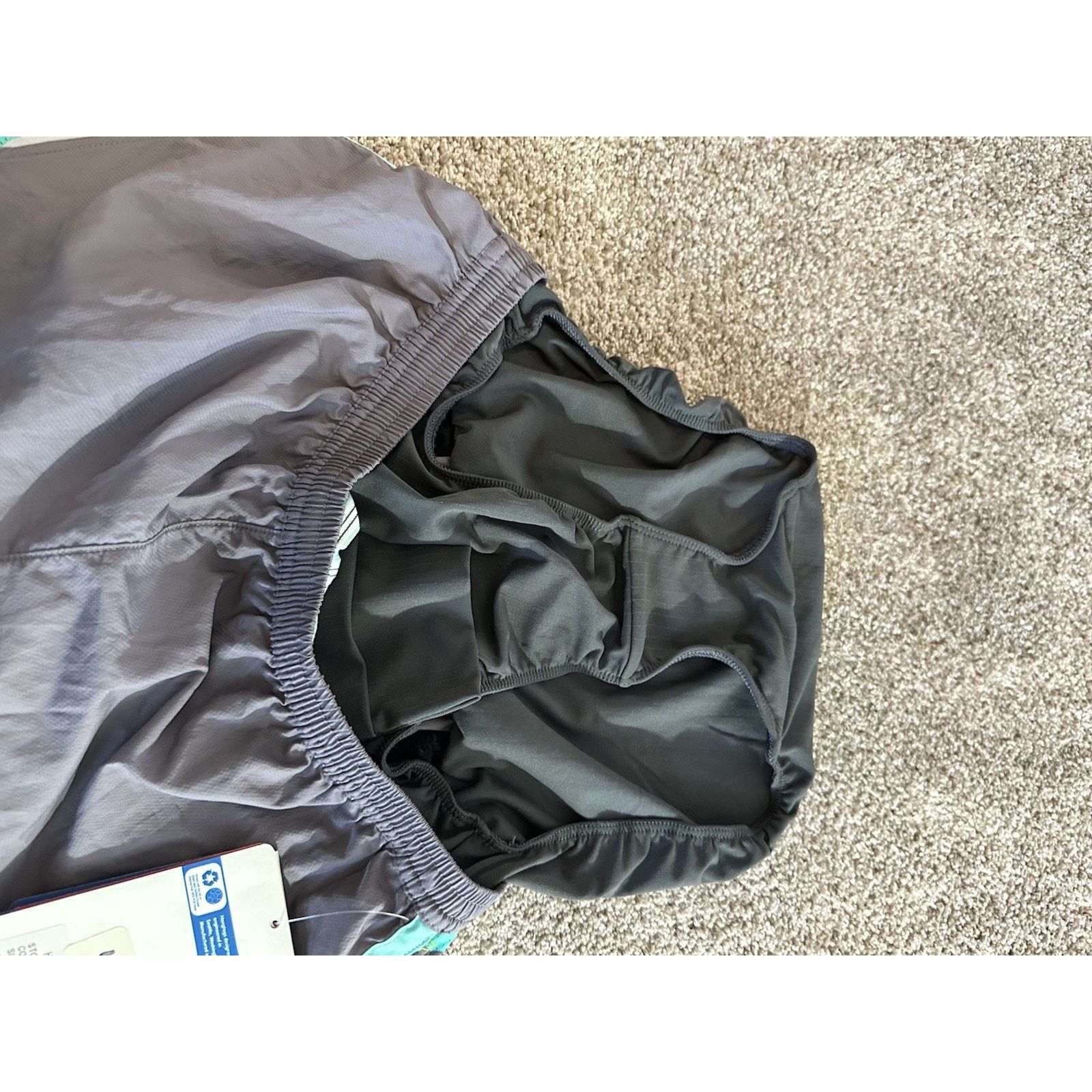 Brooks brooks hvac synergy shorts womens Size Xs Gray Blue Cool Size 25" / US 0 / IT 36 - 9 Thumbnail