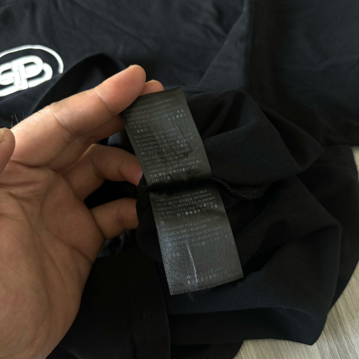 Balenciaga Balanciaga Mode T Shirt Black Size US XS / EU 42 / 0 - 5 Thumbnail