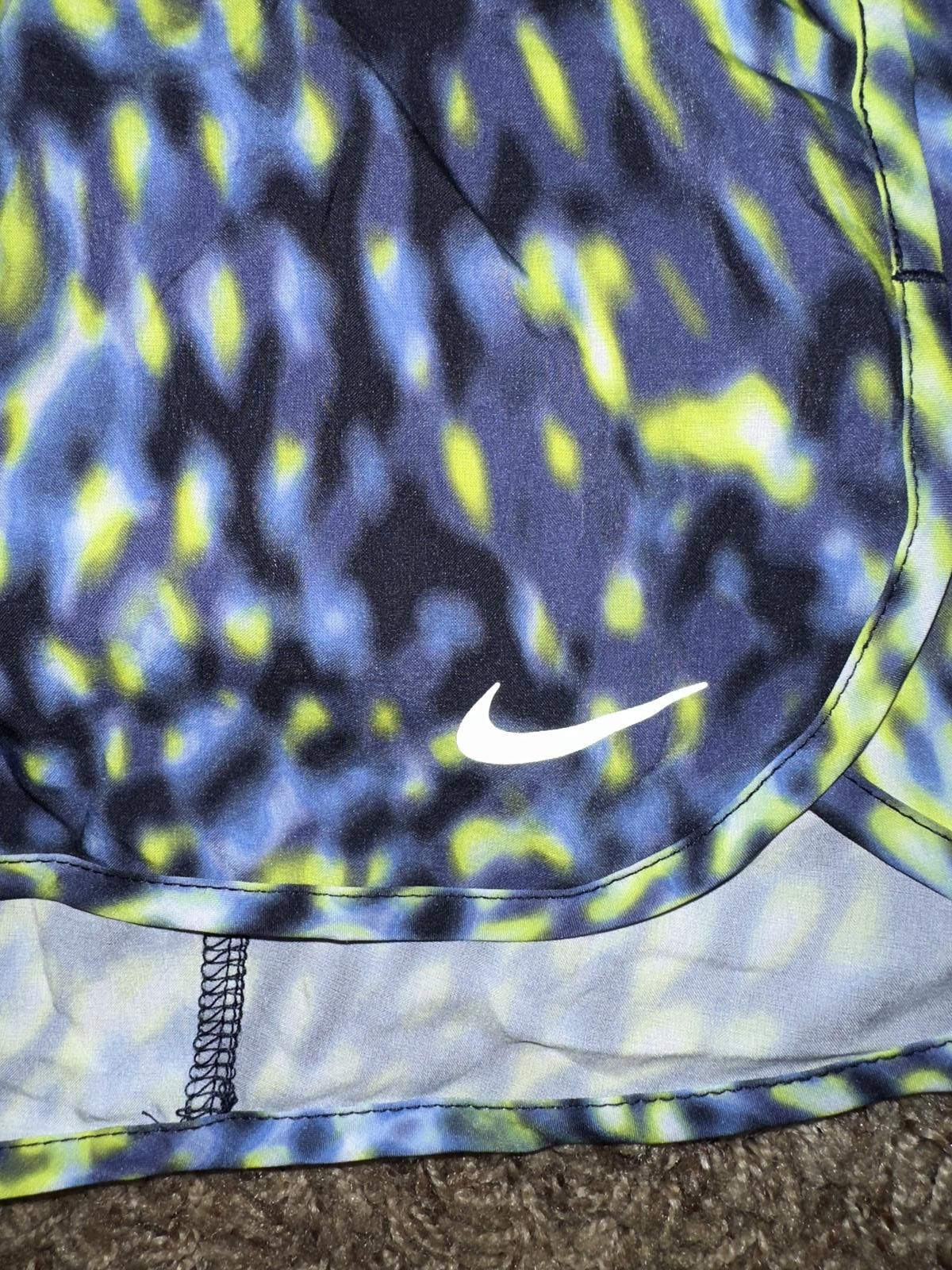 Nike Nike Women’s Blue Green Lightweight Training Print Rival Running Shorts Size 28" / US 6 / IT 42 - 2 Thumbnail