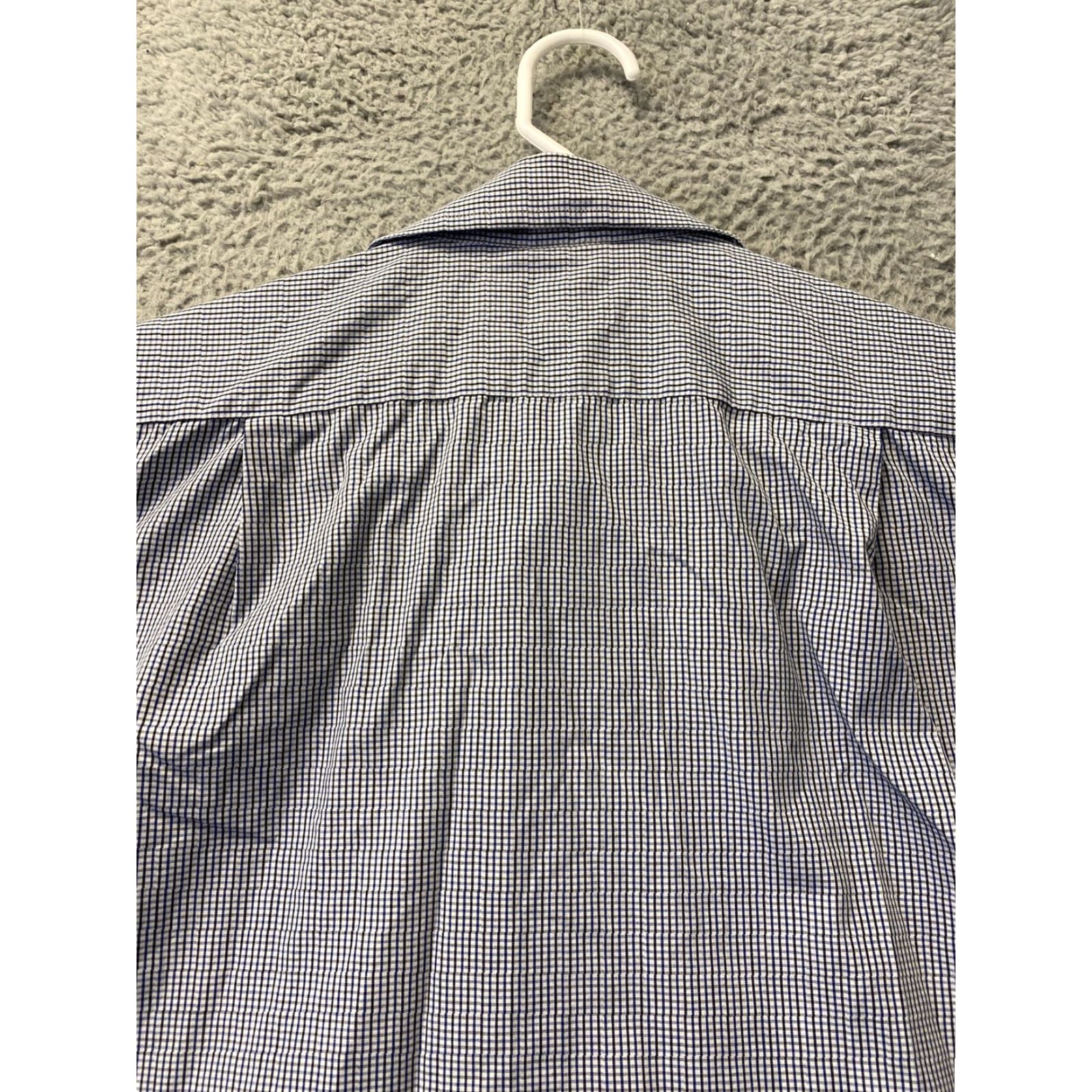Croft & Barrow CROFT & BARROW Shirt Mens 16 32/33 Blue Button Up Dress Shirt Long Sleeve Collared Cotton Blend Non-Iron Regular Mens 95-53 Size US L / EU 52-54 / 3 - 8 Thumbnail