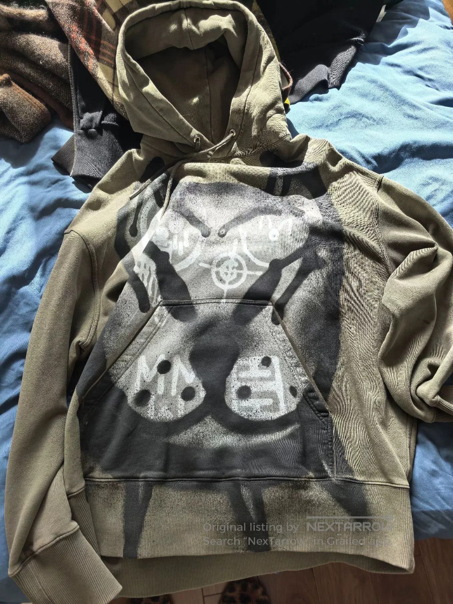 Givenchy givenchy olive green graphic sweatshirt. Size US M / EU 48-50 / 2 - 1 Thumbnail