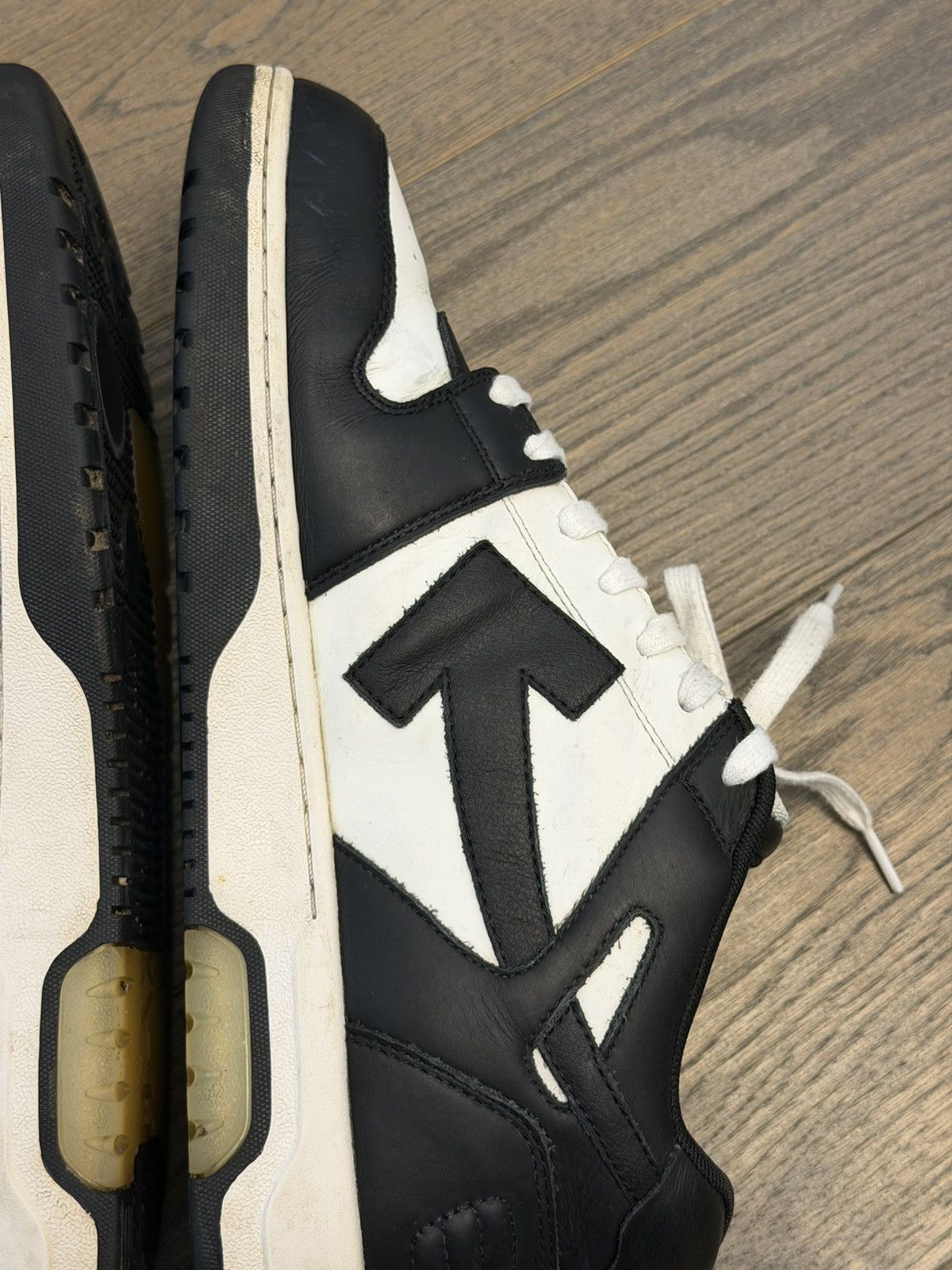 Off-White Off white Out Of Office / OOO / Black White Size US 12 / EU 45 - 12 Thumbnail