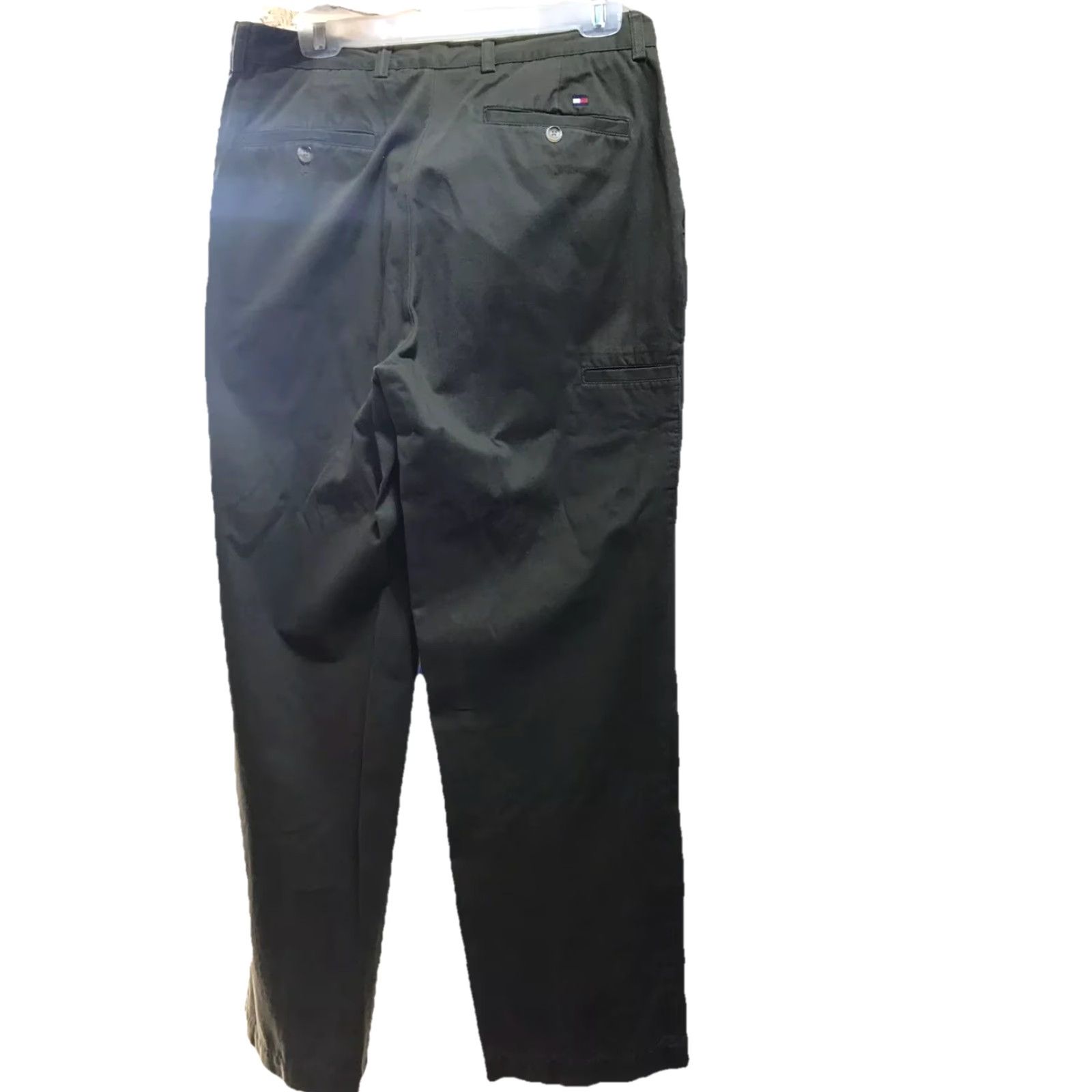 Tommy Hilfiger VINTAGE Tommy Hilfiger Pants Mens 33x32 Olive Pleated Straight Fit 5-Pocket Logo 90s Dress Workwear Trousers Size US 33 - 2 Thumbnail