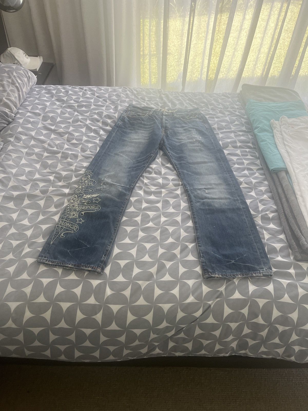 Ed Hardy Ed Hardy Embroidered Stone-washed Jeans Size US 32 / EU 48 - 1 Thumbnail