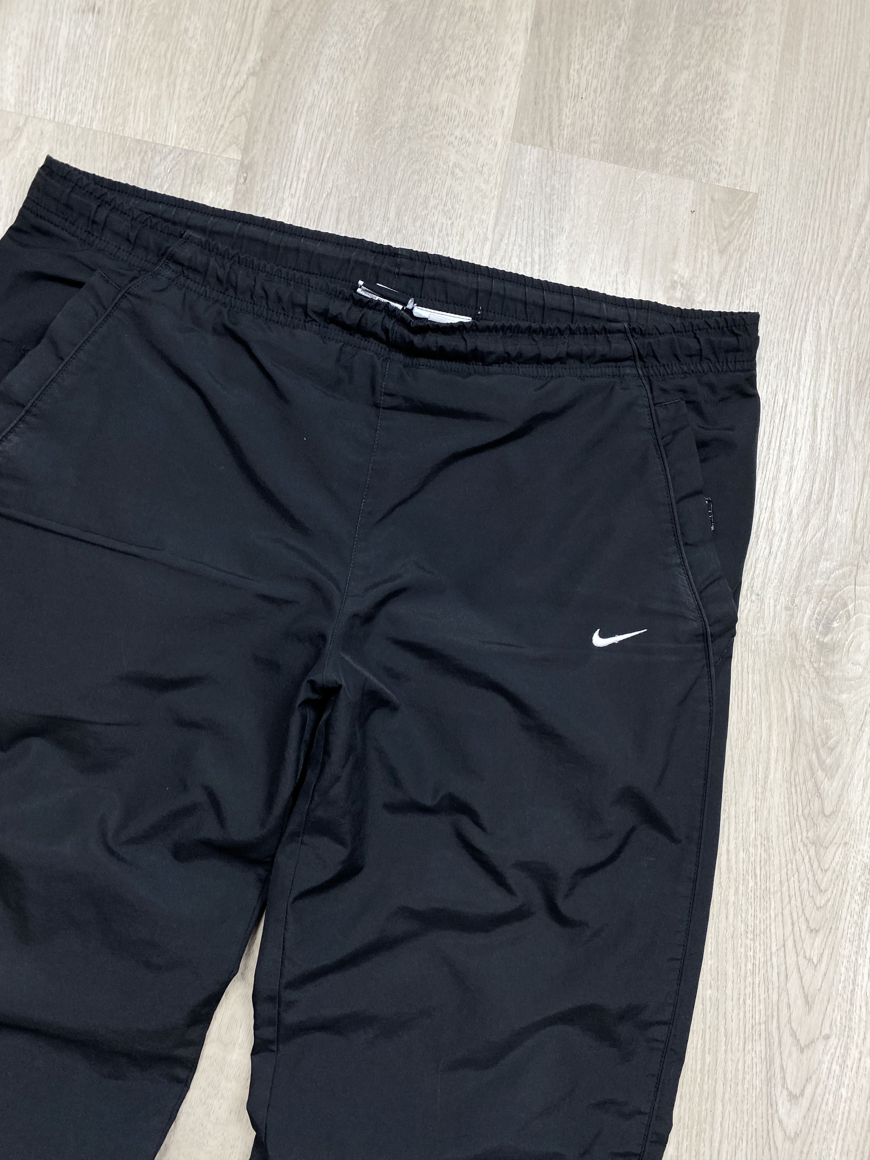 Nike × Vintage Nike Vintage Mens Nylon Pants Drill Y2K Size US 32 / EU 48 - 2 Thumbnail