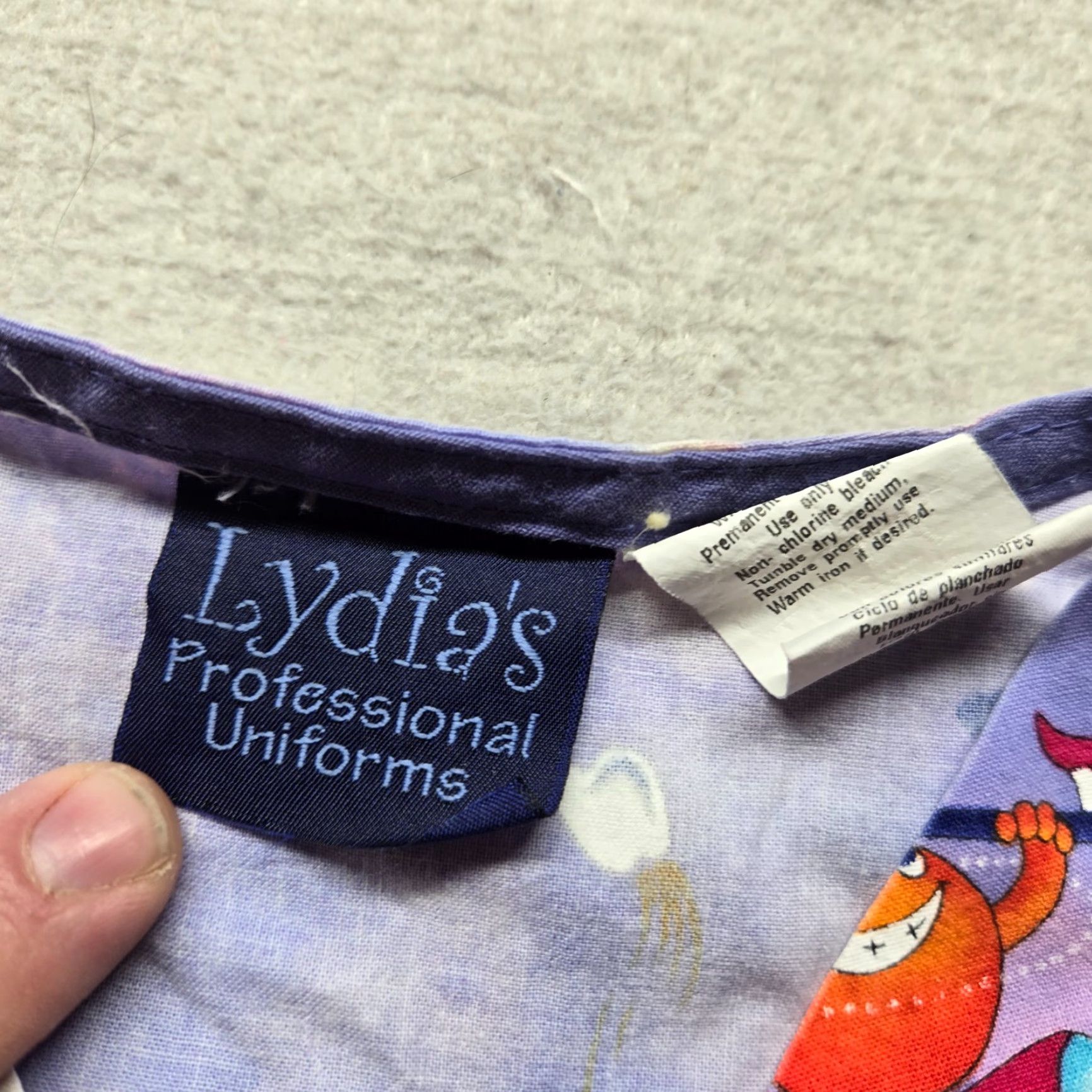 Vintage VINTAGE Lydia's Dental Animal Print Scrub Top Shirt Adult Women Size L Purple Cotton Blend Size L / US 10 / IT 46 - 3 Thumbnail