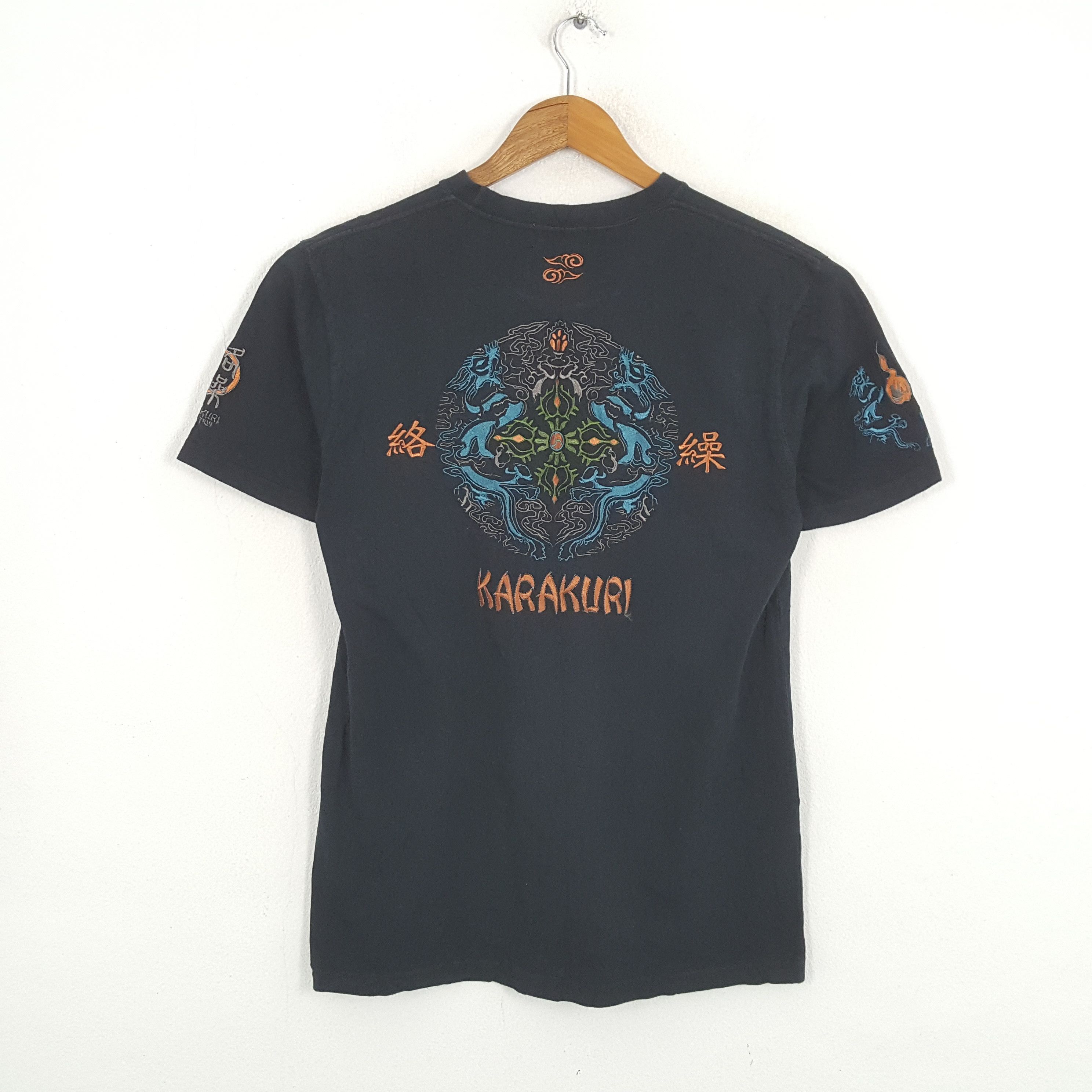 Japanese Brand × Vintage Vintage KARAKURI Japanese Fashion Brand T-Shirt Size US M / EU 48-50 / 2 - 1 Thumbnail