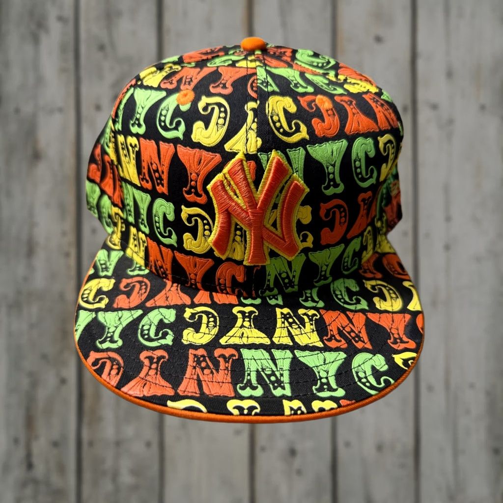 New Era New Era New York Yankees Hat Mens 7 3/4 Multi Color NYC Graffiti 59FIFTY Fitted Size ONE SIZE - 1 Thumbnail