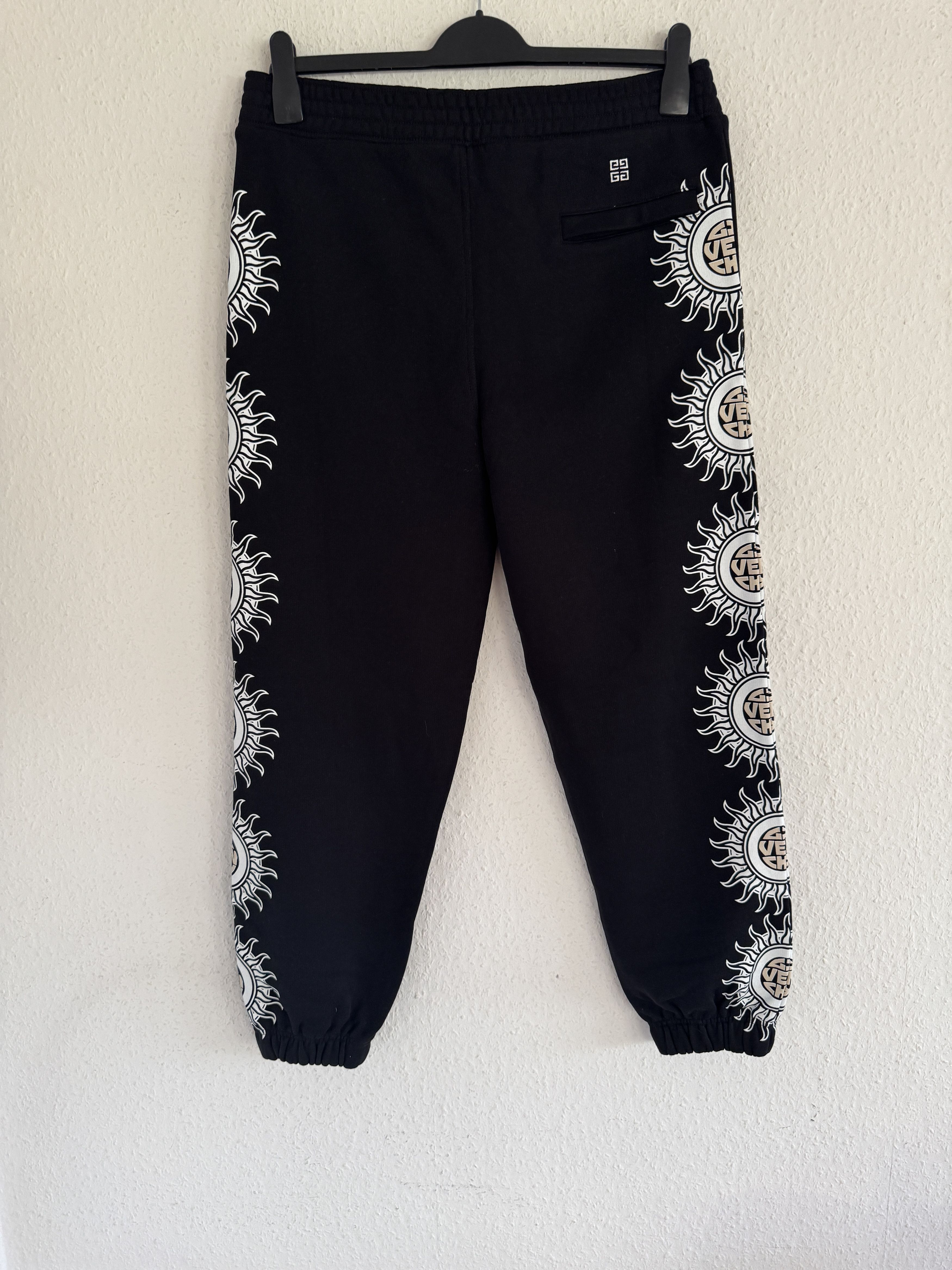 Givenchy Givenchy Black Sun Logo Joggers Size US 32 / EU 48 - 9 Thumbnail