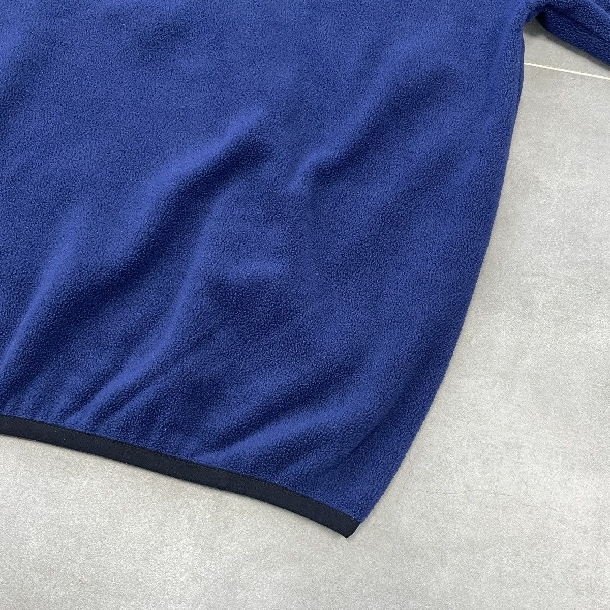 Adidas × Vintage Vintage Adidas Fleece Sweatshirt Size L Size US L / EU 52-54 / 3 - 20 Thumbnail
