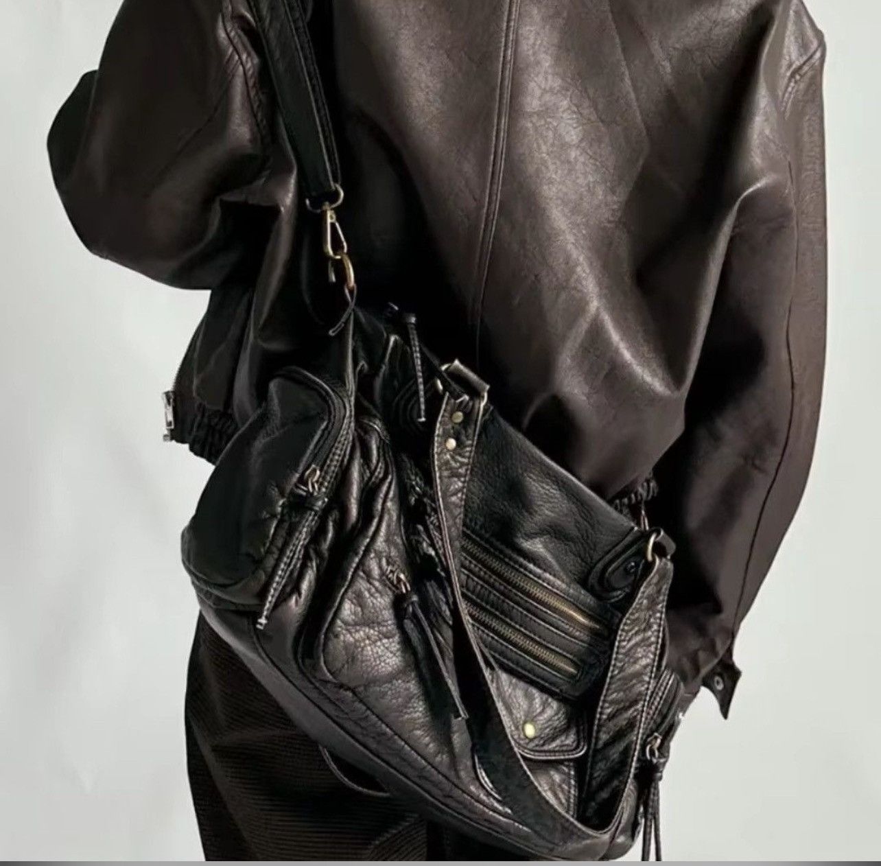 Leather Ladies' Vintage Multi-Zipper Motorcycle Tote Bag Size ONE SIZE - 3 Thumbnail