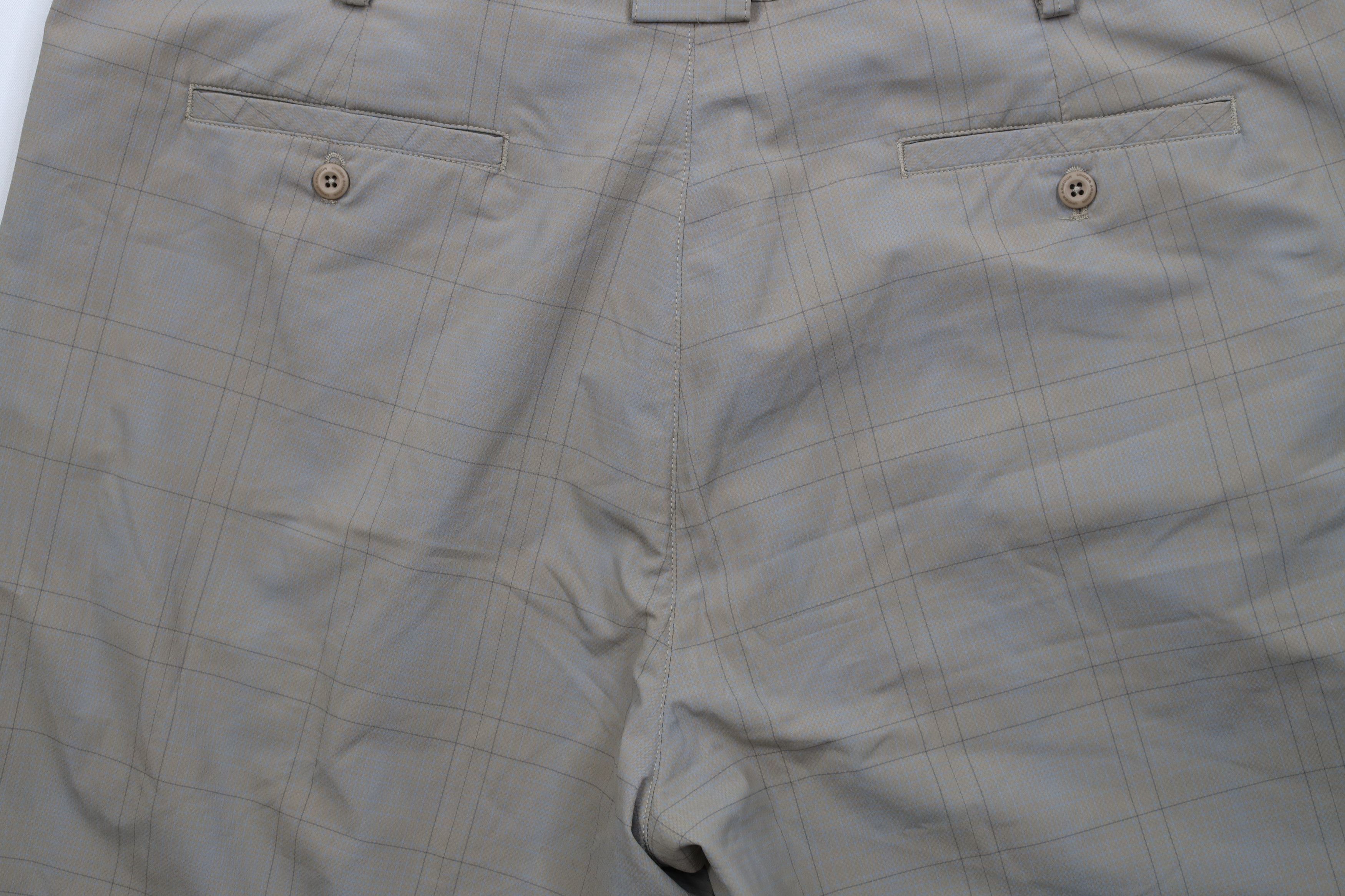 Under Armour Vintage Under Armour Golfing Golf Chino Shorts Gray Plaid Size US 40 / EU 56 - 11 Thumbnail