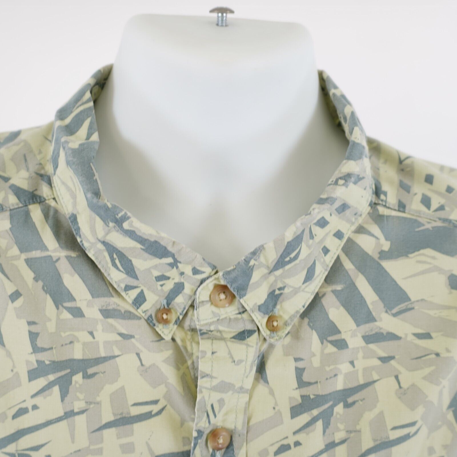 Columbia Columbia Regular XL Green Floral Hawaiian Dress Shirt Button Size US XL / EU 56 / 4 - 3 Thumbnail