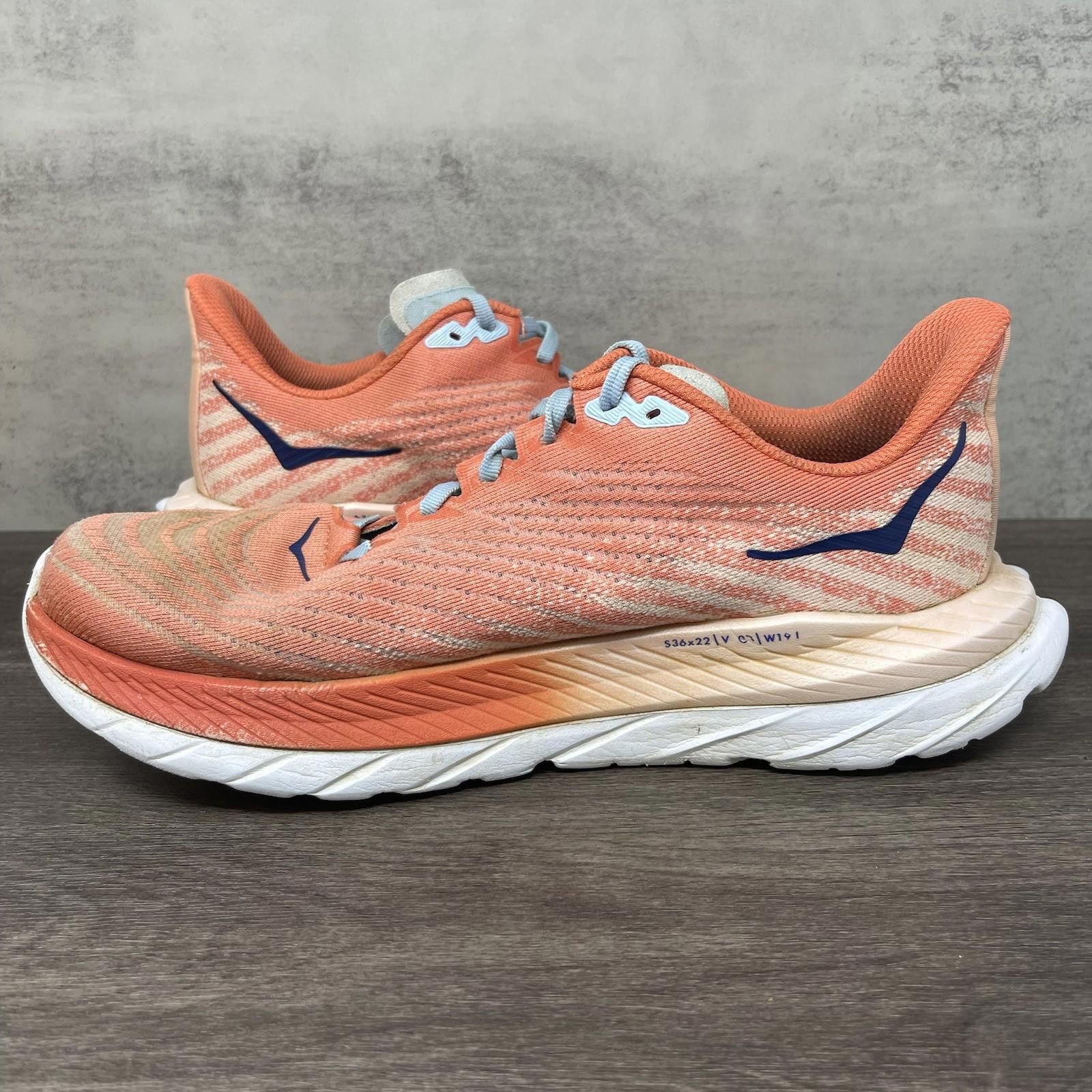 Other HOKA Mach 5 Running Shoes Womens 9 Orange White Size US 9 / IT 39 - 11 Thumbnail