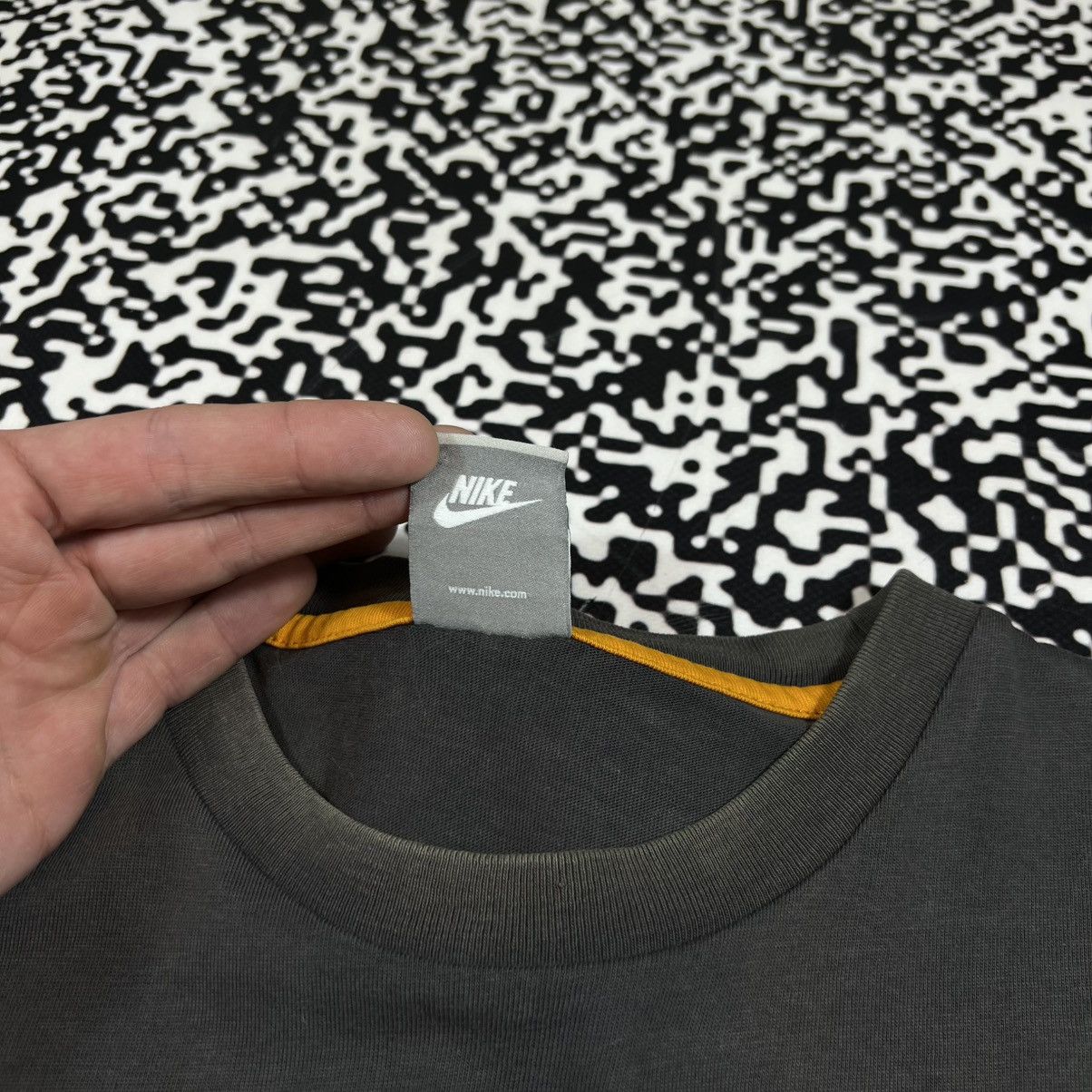 Nike Vintage Y2K Nike Total Ninety 90 Logo Faded Boxy T-shirt Size US XL / EU 56 / 4 - 15 Thumbnail
