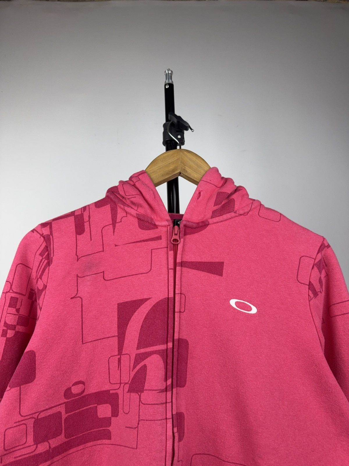 Oakley Y2K 00s Oakley Outdoor Pink Abstract Full Zip Hoodie M Size M / US 6-8 / IT 42-44 - 2 Thumbnail