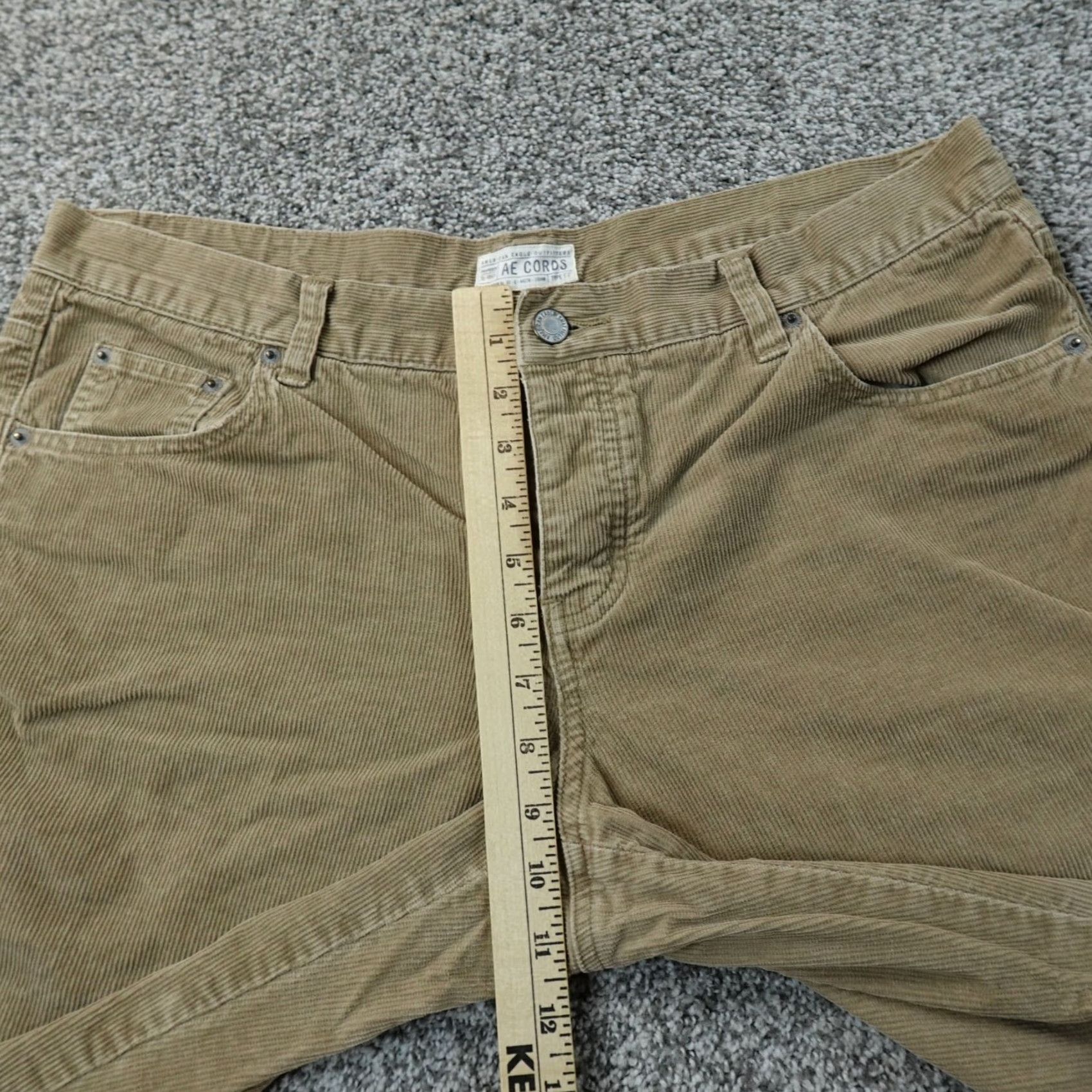 Abercrombie & Fitch VTG Abercrombie & Fitch Pants Womens 14 Brown Corduroy Button Fly Flare Boot Inseam 32in Regular Rise Mid 8.5-10.5in 90s Bohemian Hippie Preppy jeans Size 36" / US 14 / IT 50 - 6 Thumbnail