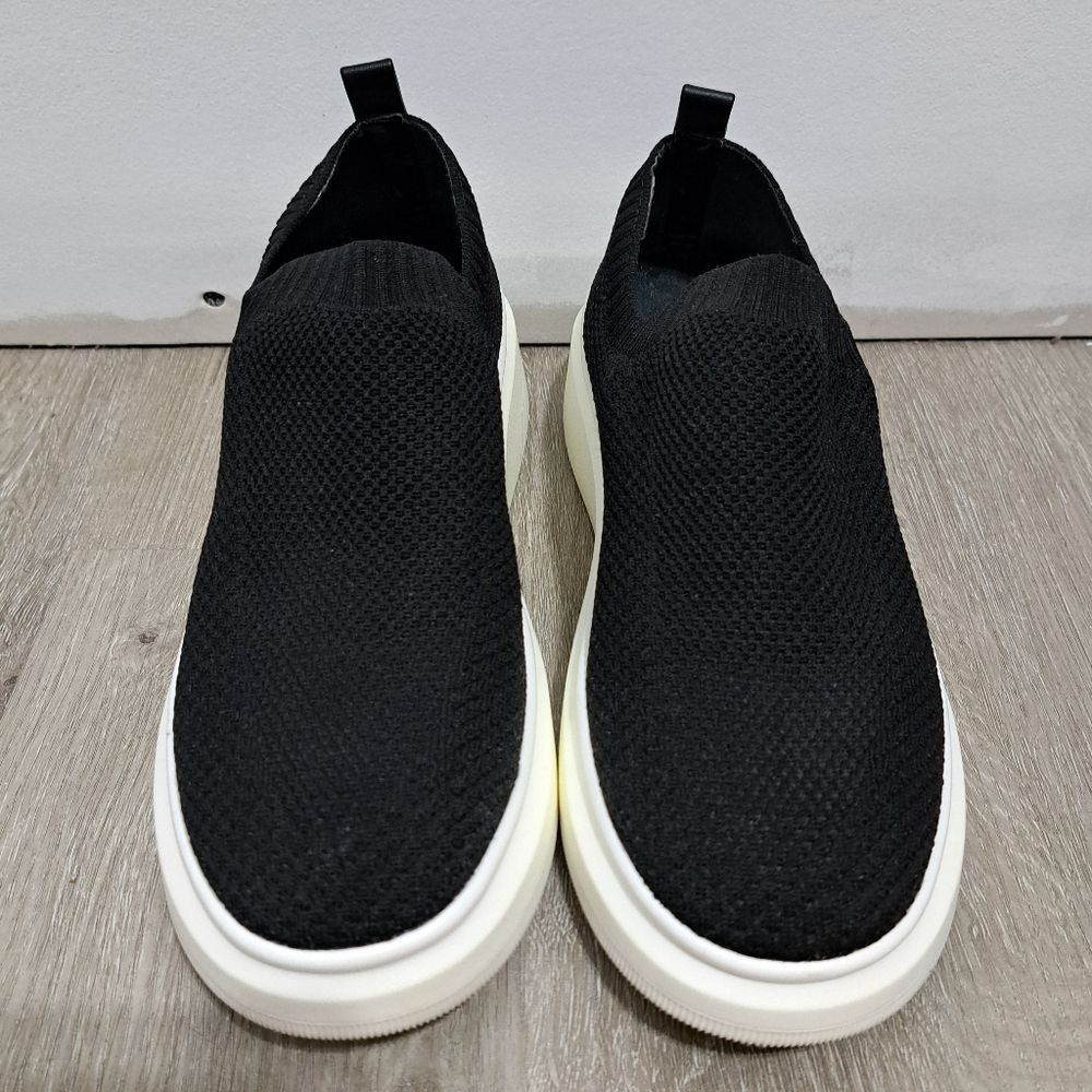 beale slip on sneaker