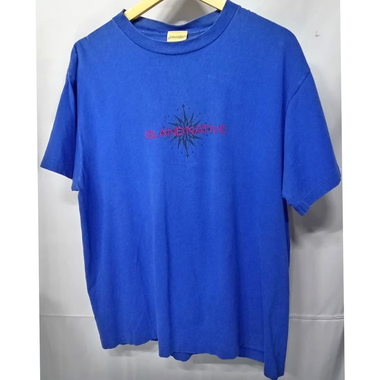 Vintage St. John's Bay Blue Graphic Print T-Shirt Short Sleeve Men L Crew Neck Island Native Logo Graphic Print T-Shirt ISLAND NATIVE Vintage No Size US L / EU 52-54 / 3 - 2 Thumbnail