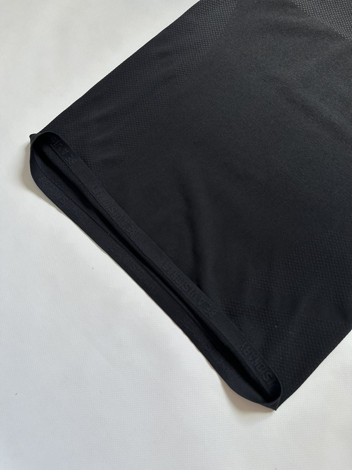 Gymshark Gymshark t shirt size M Size US M / EU 48-50 / 2 - 7 Thumbnail
