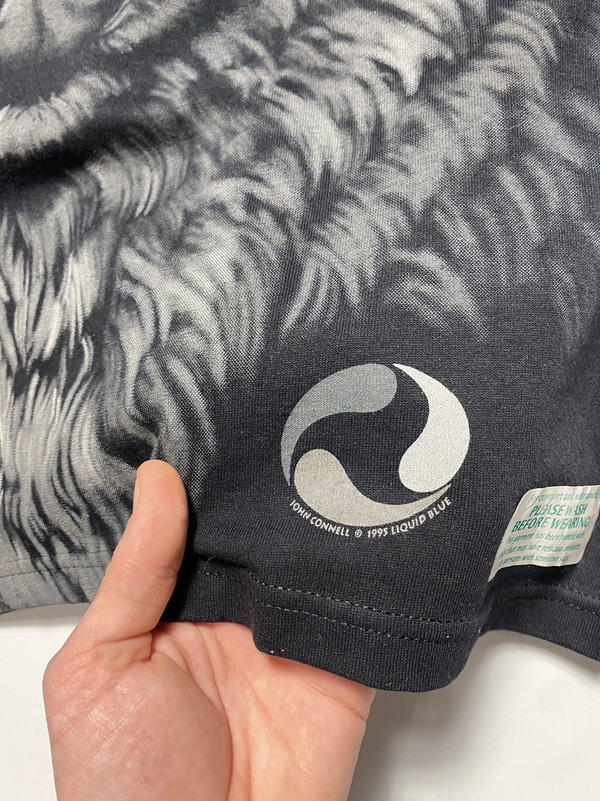 Liquid Blue × Vintage Vintage 96 Liquid Blue Wolf All Over Print Oversized Tee Size US L / EU 52-54 / 3 - 13 Thumbnail
