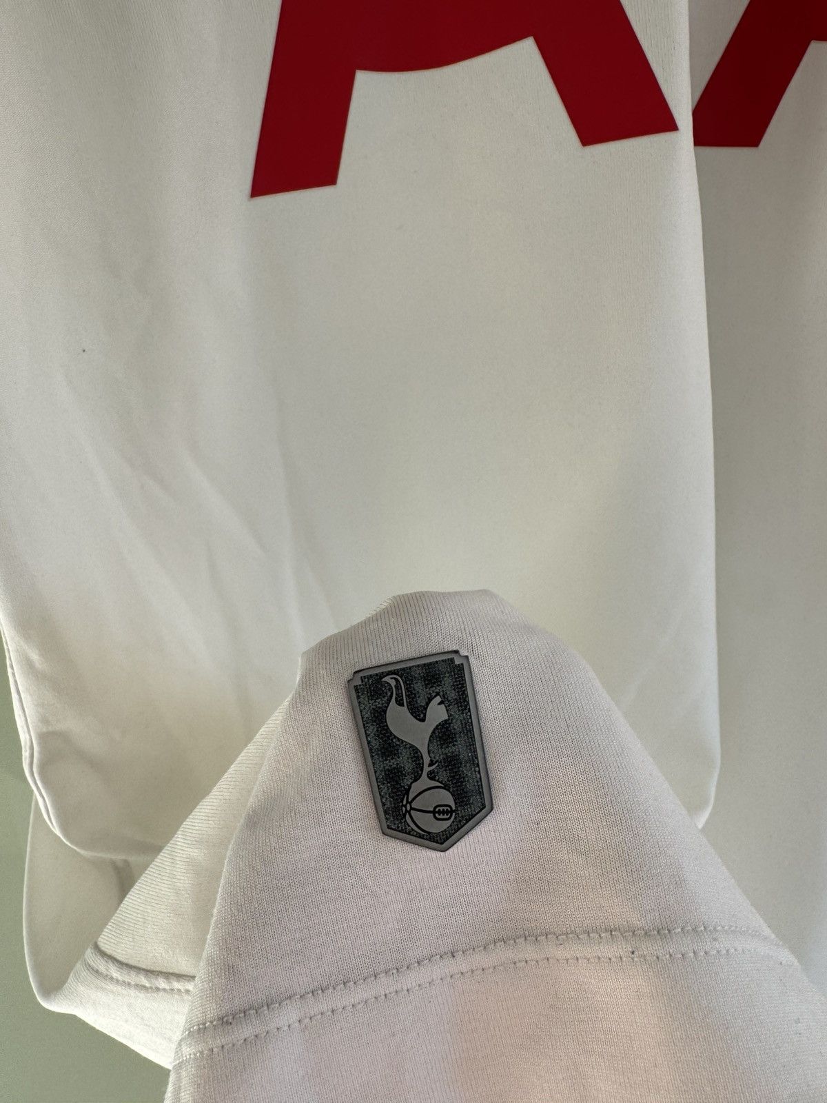 Under Armour Tottenham Hotspur 2014-2015 Home Soccer Jersey Football Kit Size US M / EU 48-50 / 2 - 11 Thumbnail