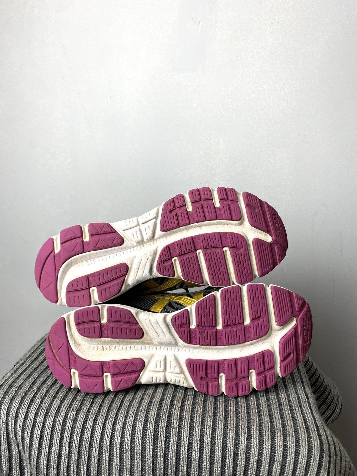 Asics Onitsuka Tiger ASICS Low Top Sneakers Kiko Kostadinov Size US 6 / IT 36 - 11 Thumbnail